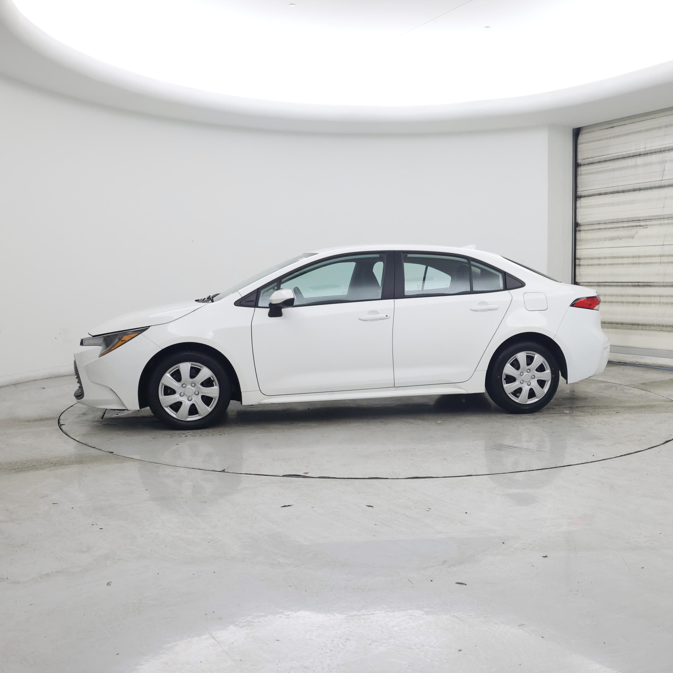 Thumbnail: 2024 Toyota Corolla - 3