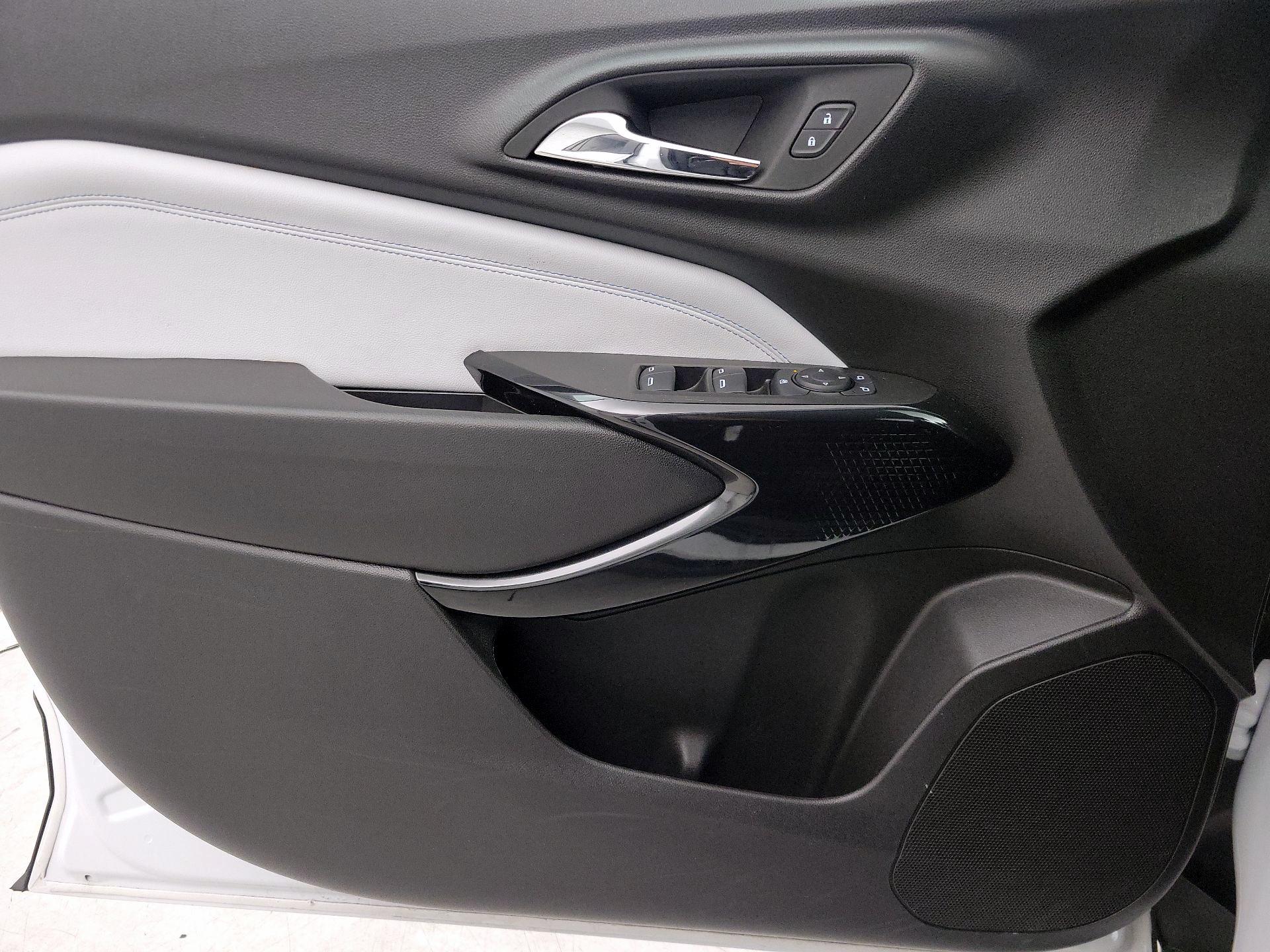 Thumbnail: 2025 Chevrolet Trax - 12