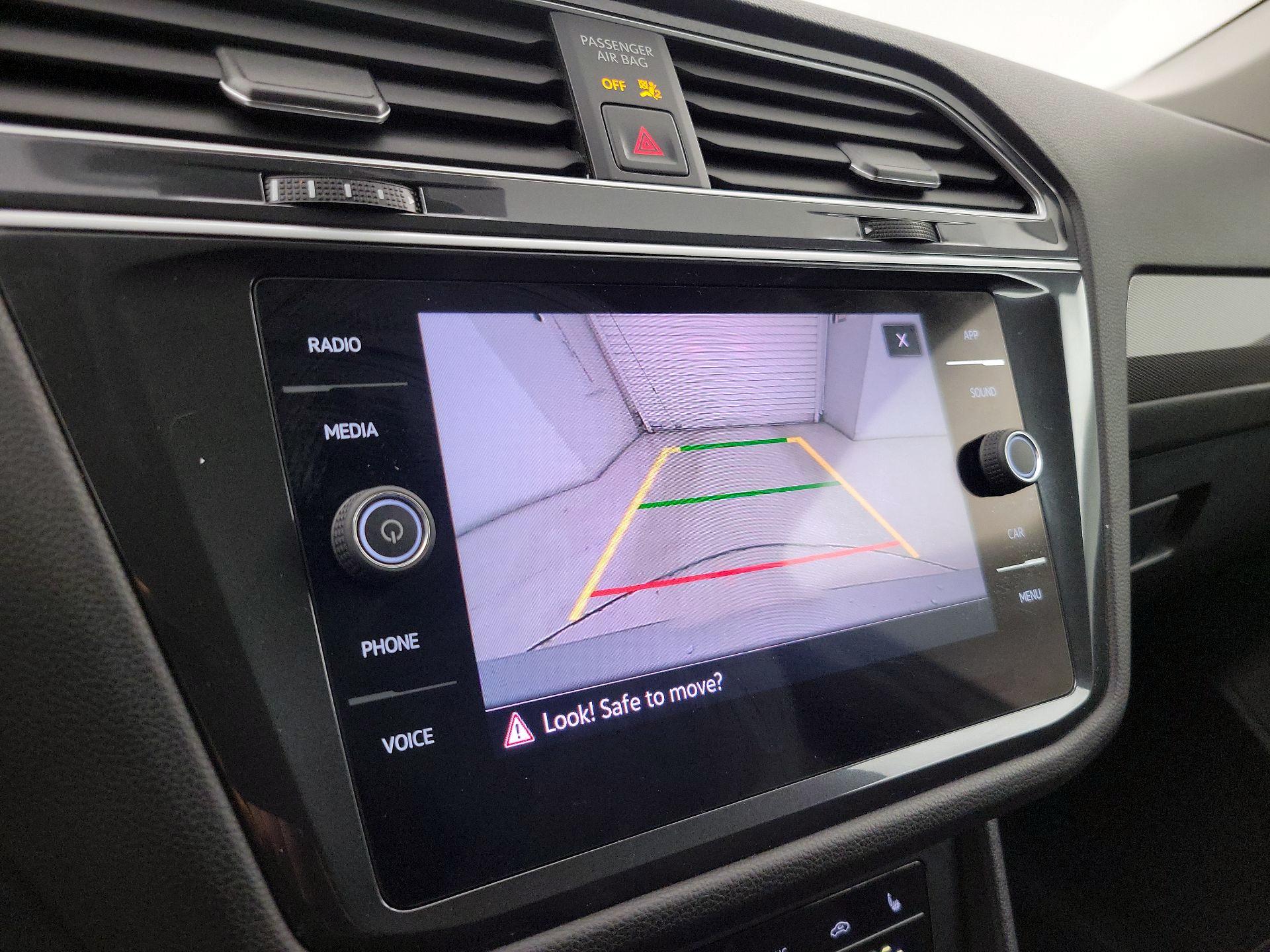 Thumbnail: 2024 Volkswagen Tiguan - 14