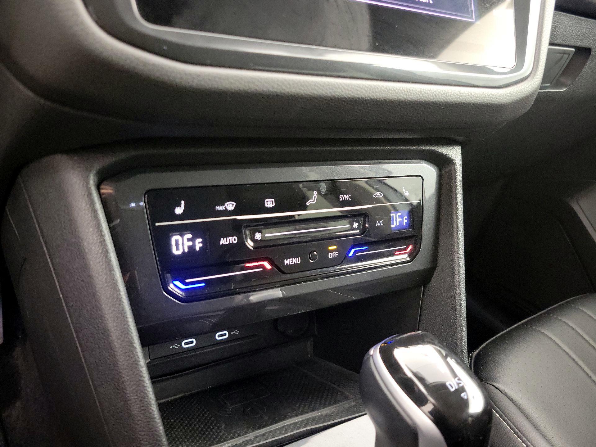 Thumbnail: 2024 Volkswagen Tiguan - 16