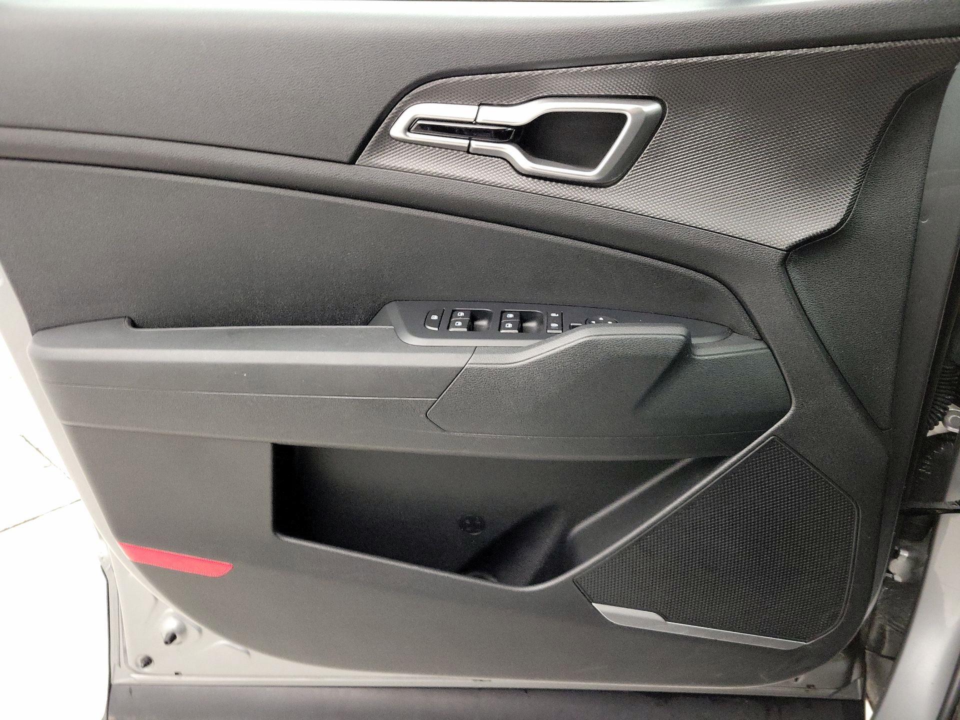 Thumbnail: 2024 Kia Sportage - 12