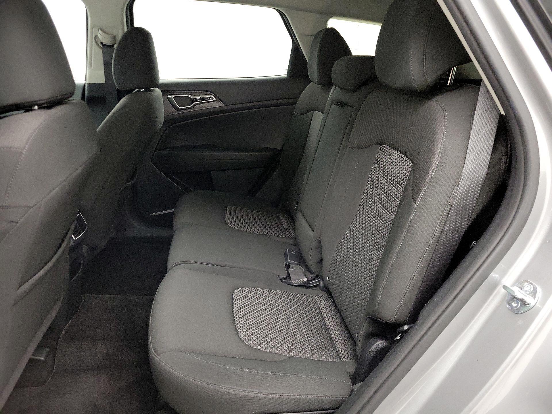 Thumbnail: 2024 Kia Sportage - 19