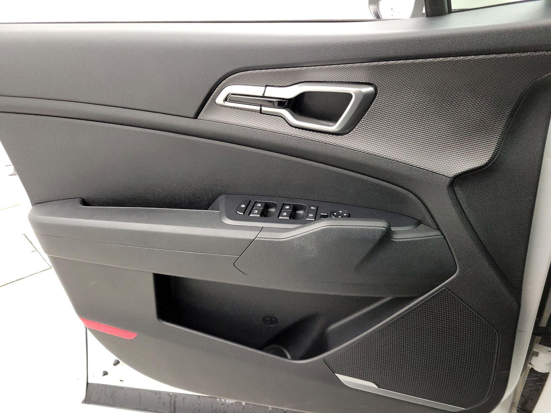 Thumbnail: 2024 Kia Sportage - 12