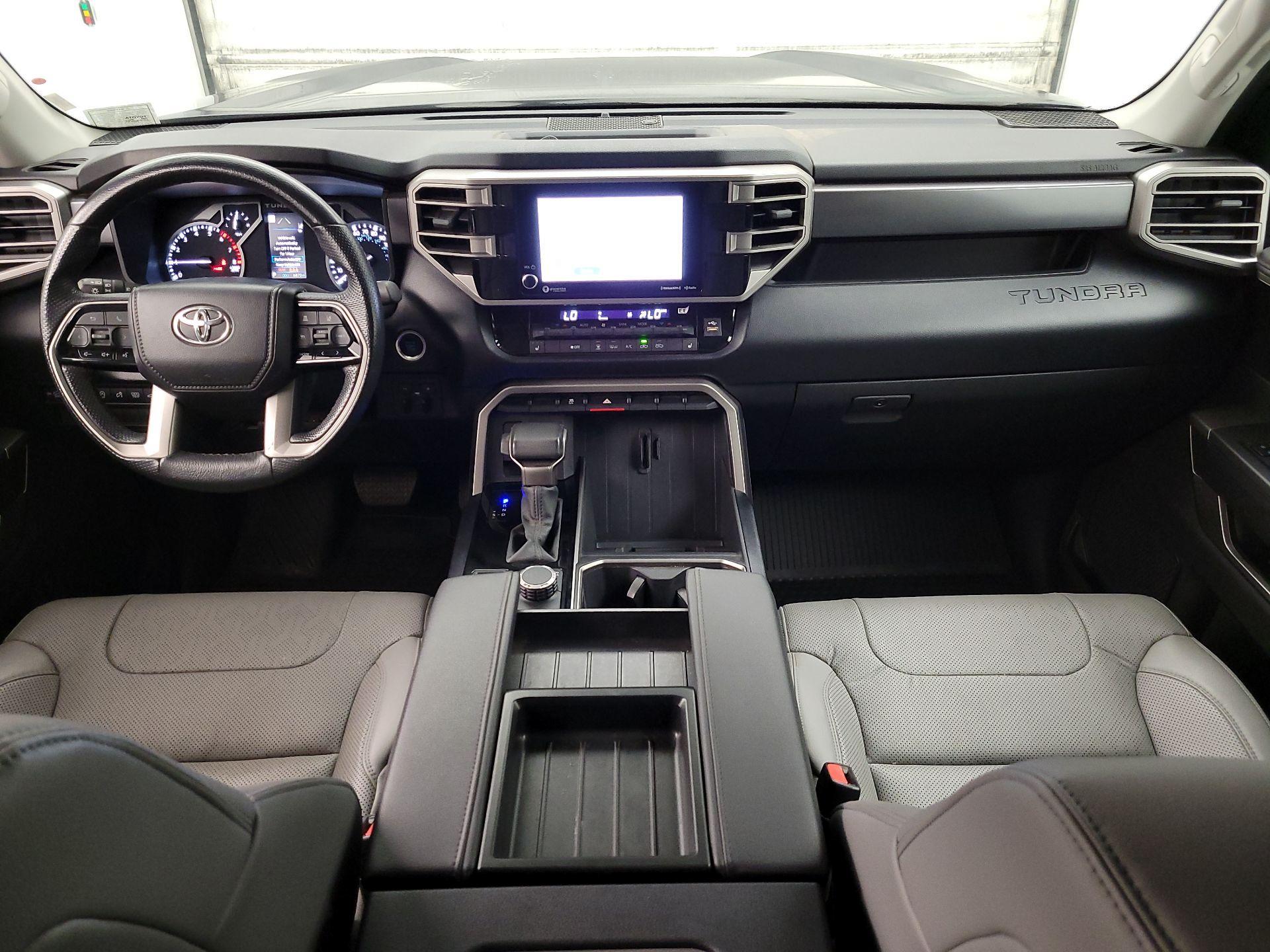 Thumbnail: 2024 Toyota Tundra - 9