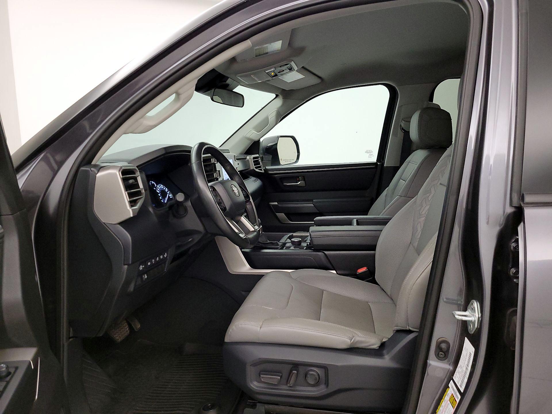 Thumbnail: 2024 Toyota Tundra - 11