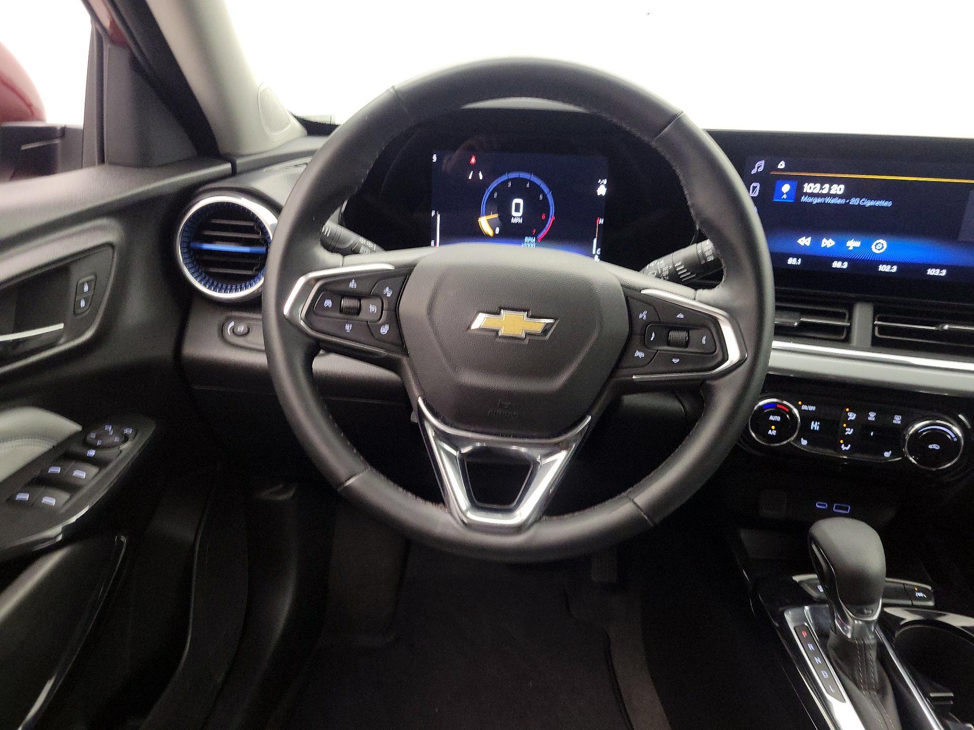 Thumbnail: 2025 Chevrolet Trax - 10