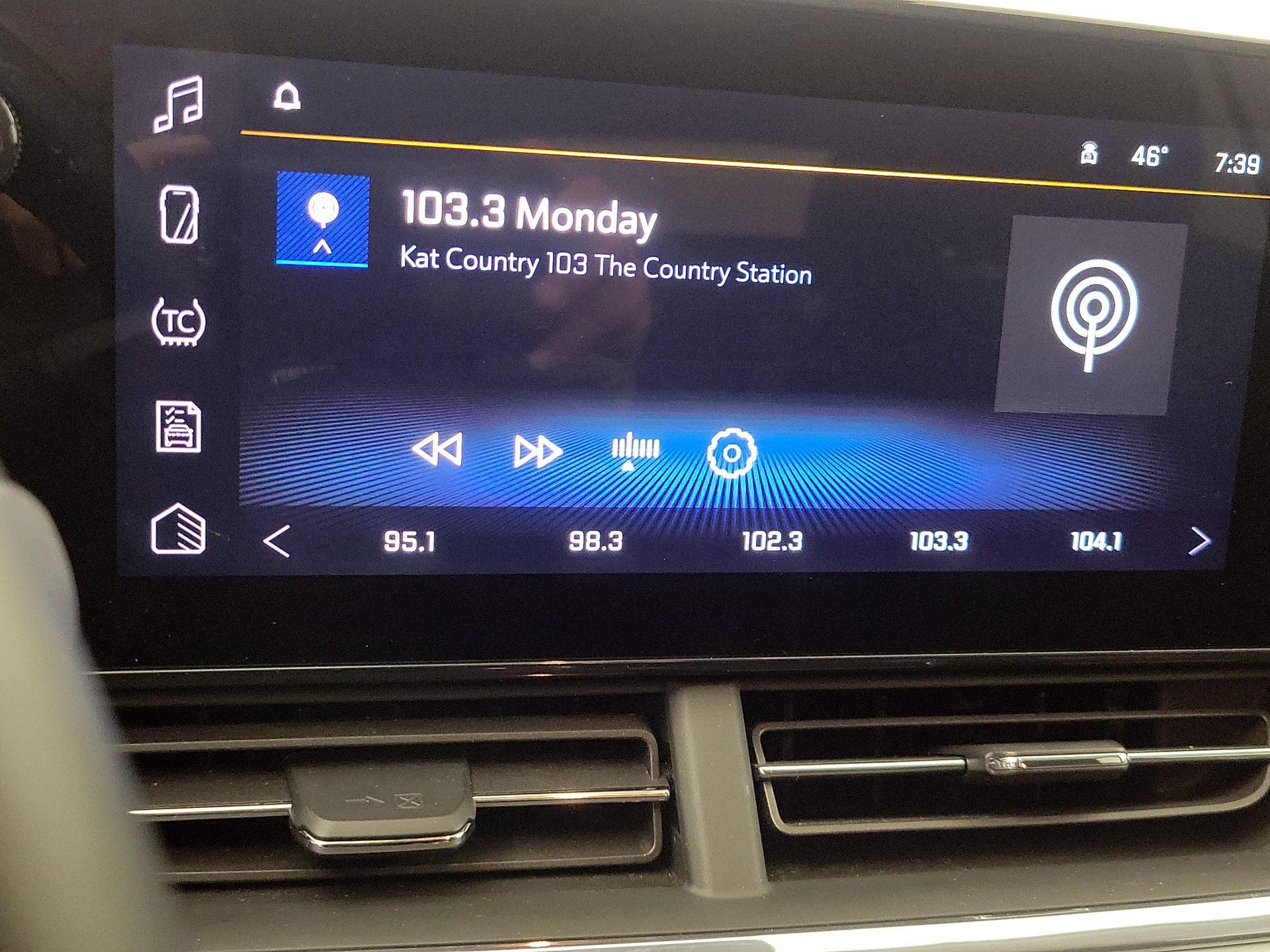 Thumbnail: 2025 Chevrolet Trax - 15