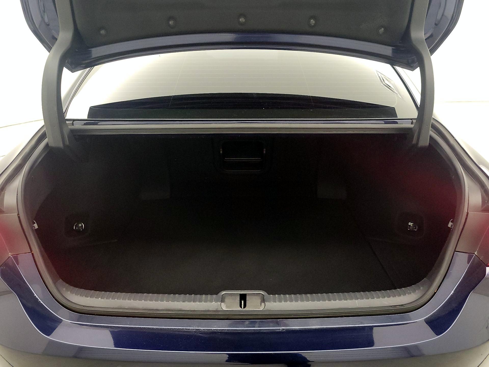 Thumbnail: 2023 Lexus ES - 20