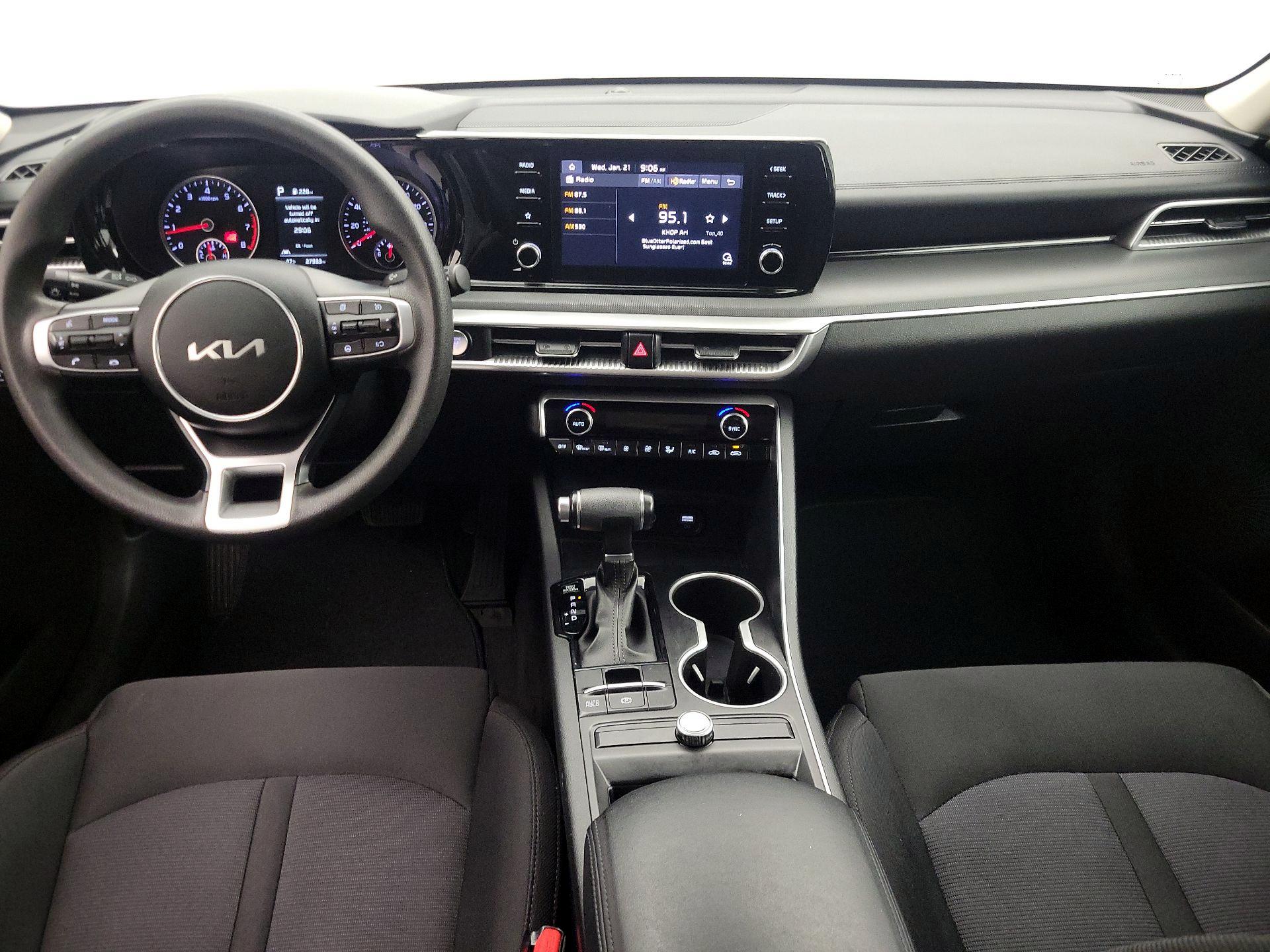 Thumbnail: 2023 Kia K5 - 9