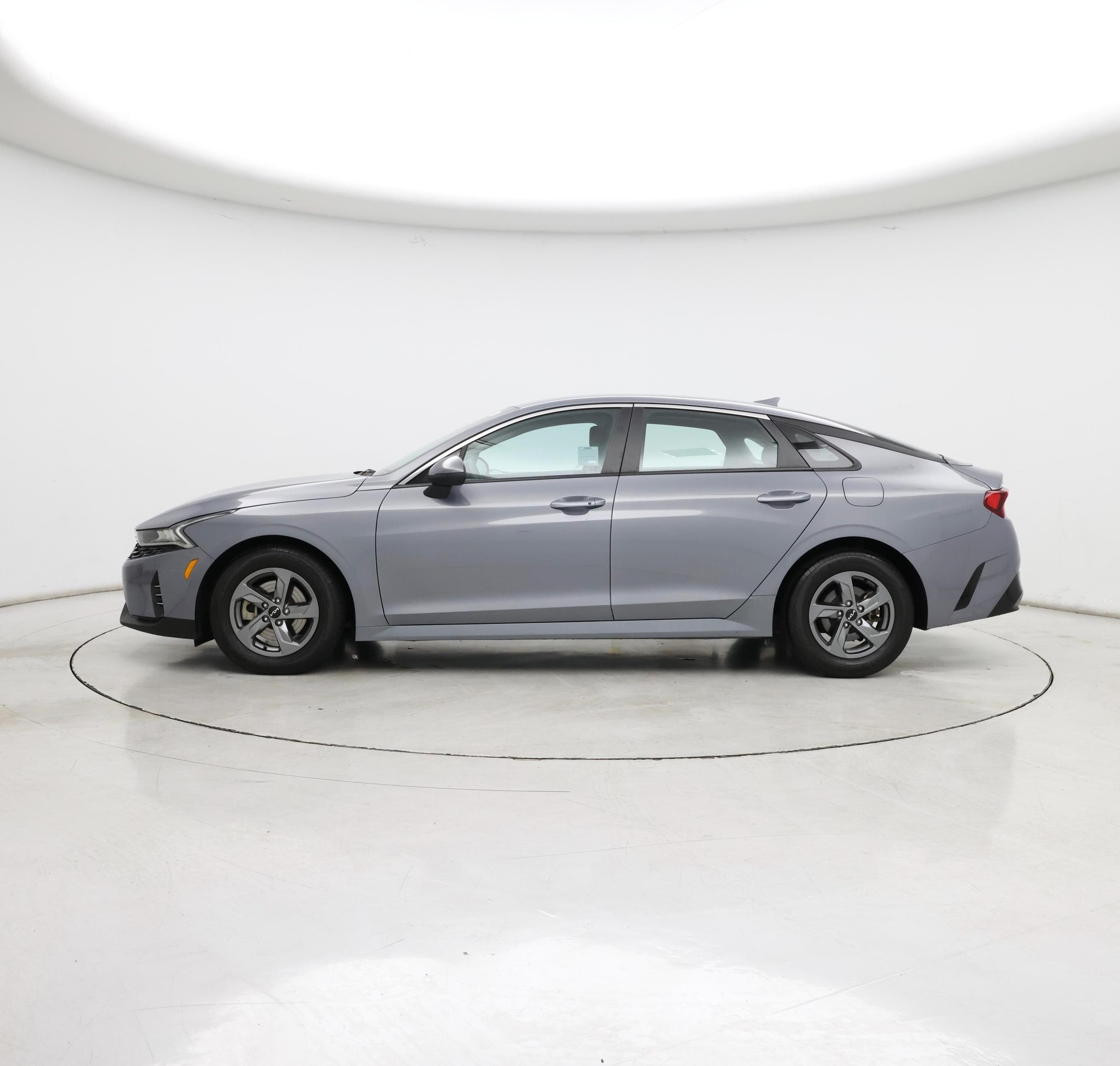 Thumbnail: 2023 Kia K5 - 3