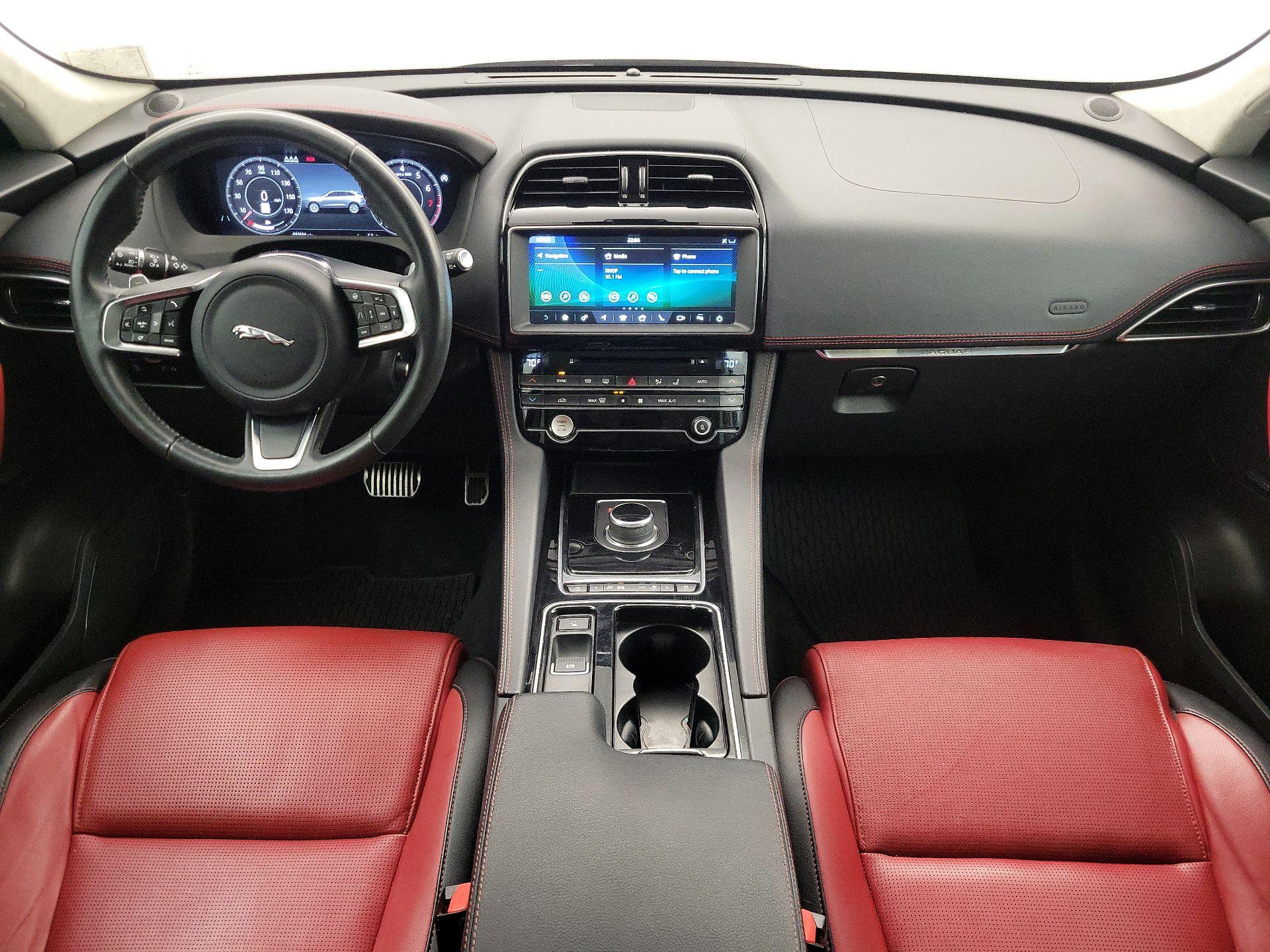 Thumbnail: 2020 Jaguar F-Pace - 9