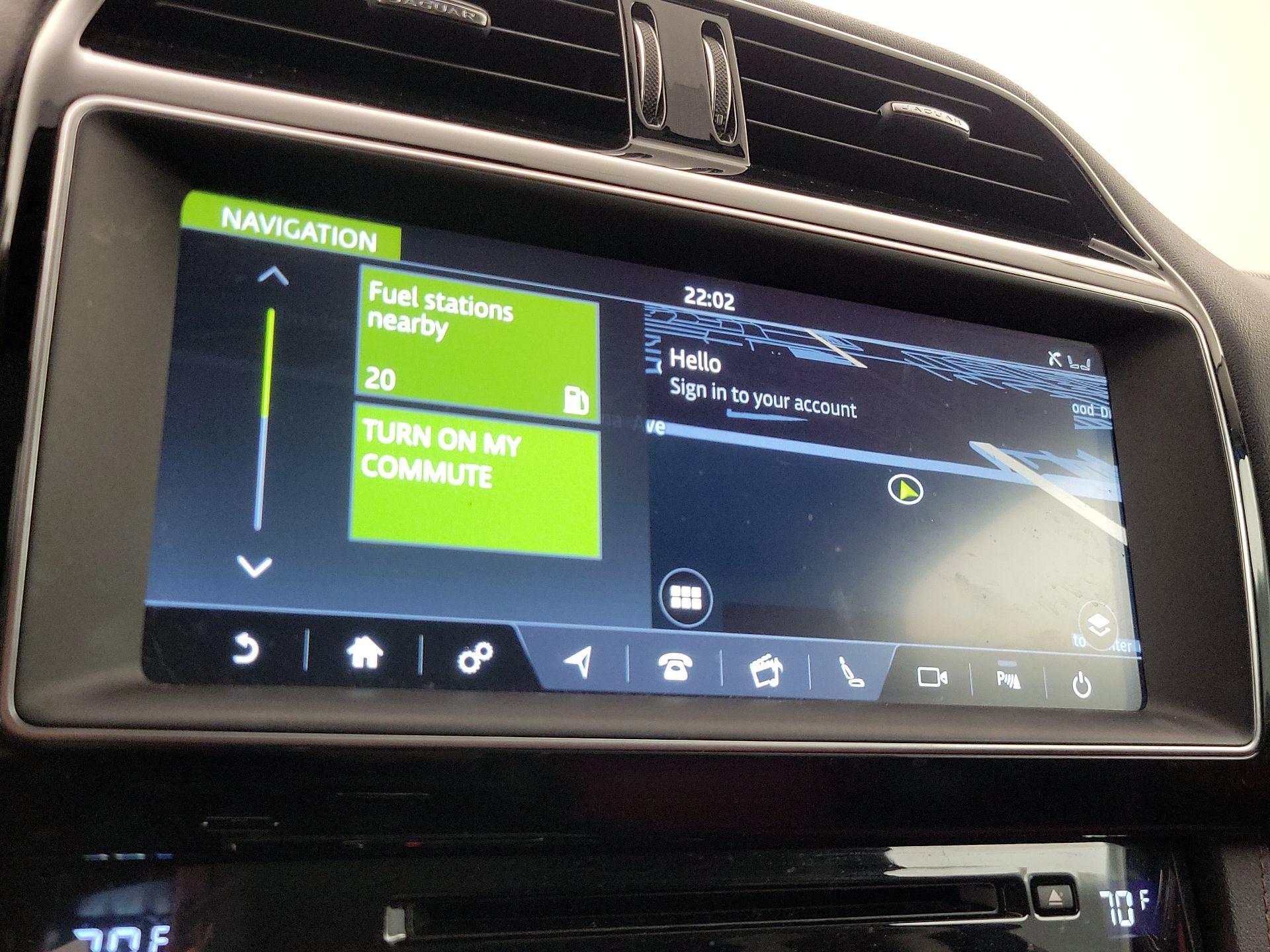 Thumbnail: 2020 Jaguar F-Pace - 14