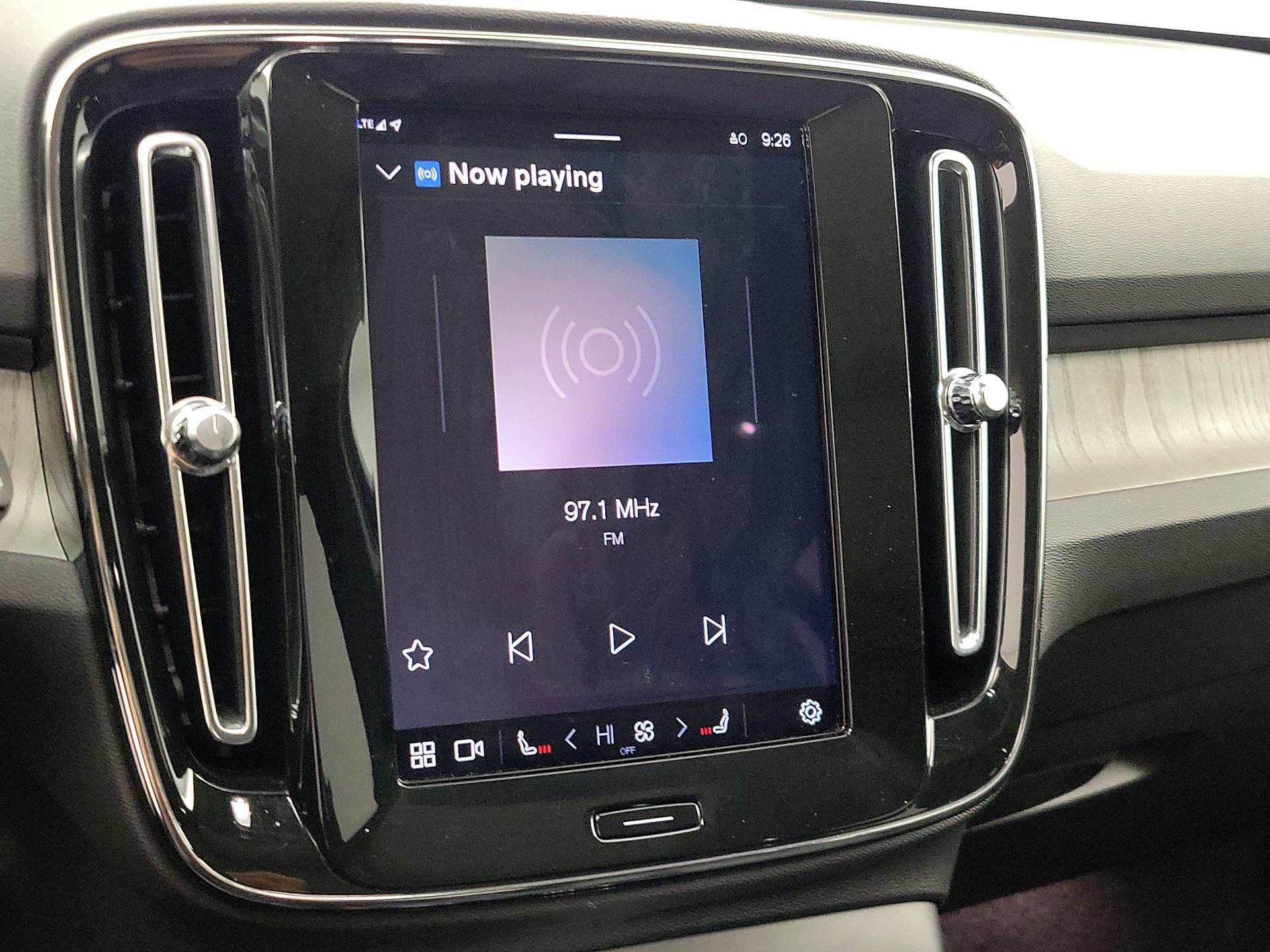 Thumbnail: 2025 Volvo XC40 - 15