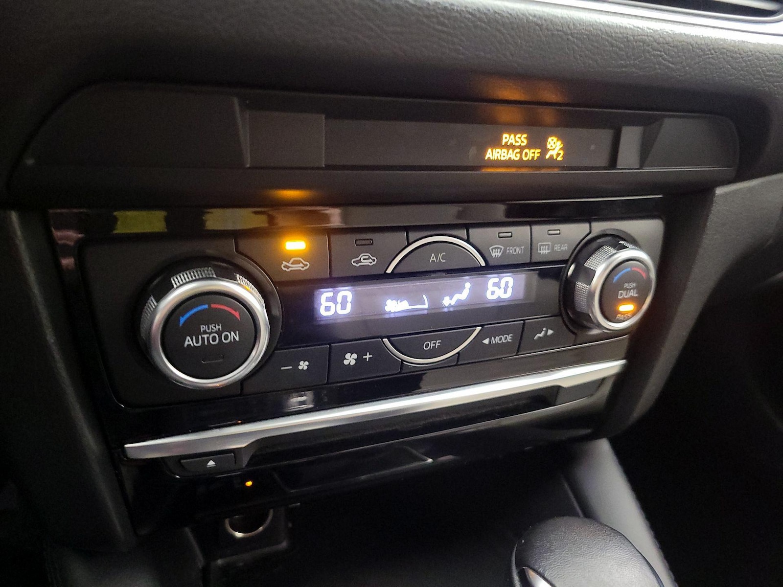 2016 Mazda MAZDA6 i Touring - Photo 18