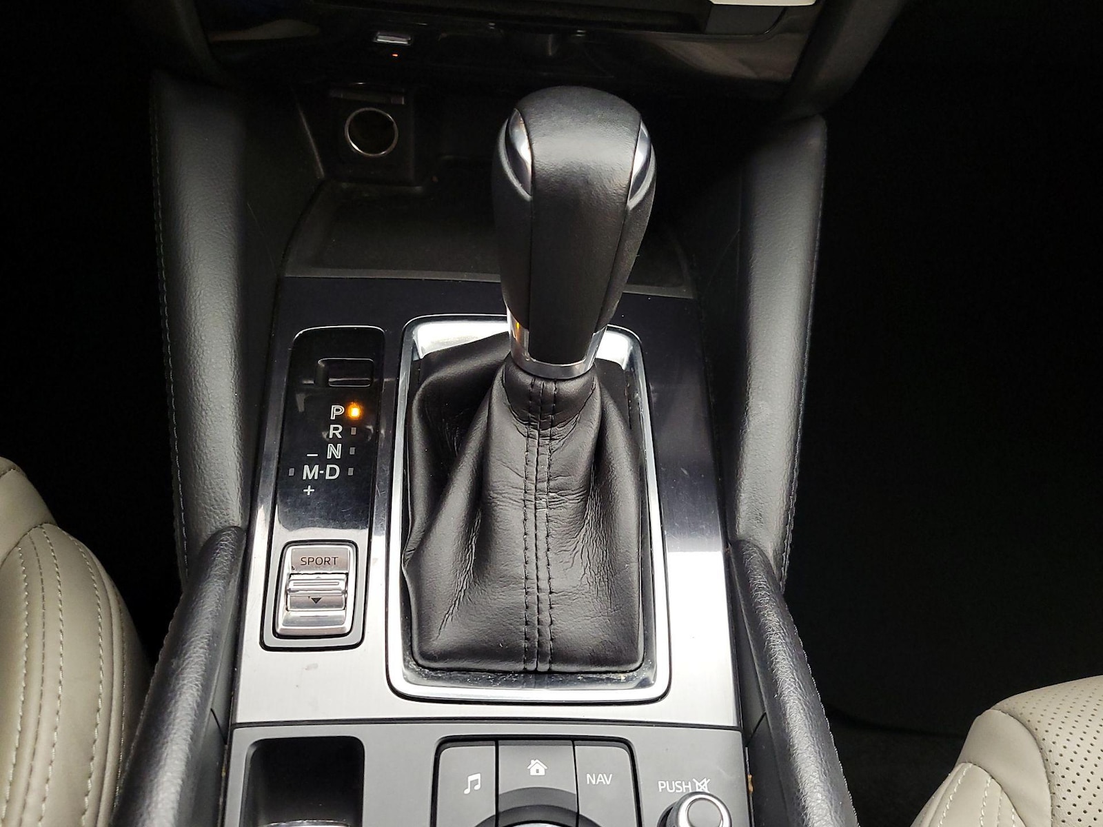 2016 Mazda MAZDA6 i Touring - Photo 19