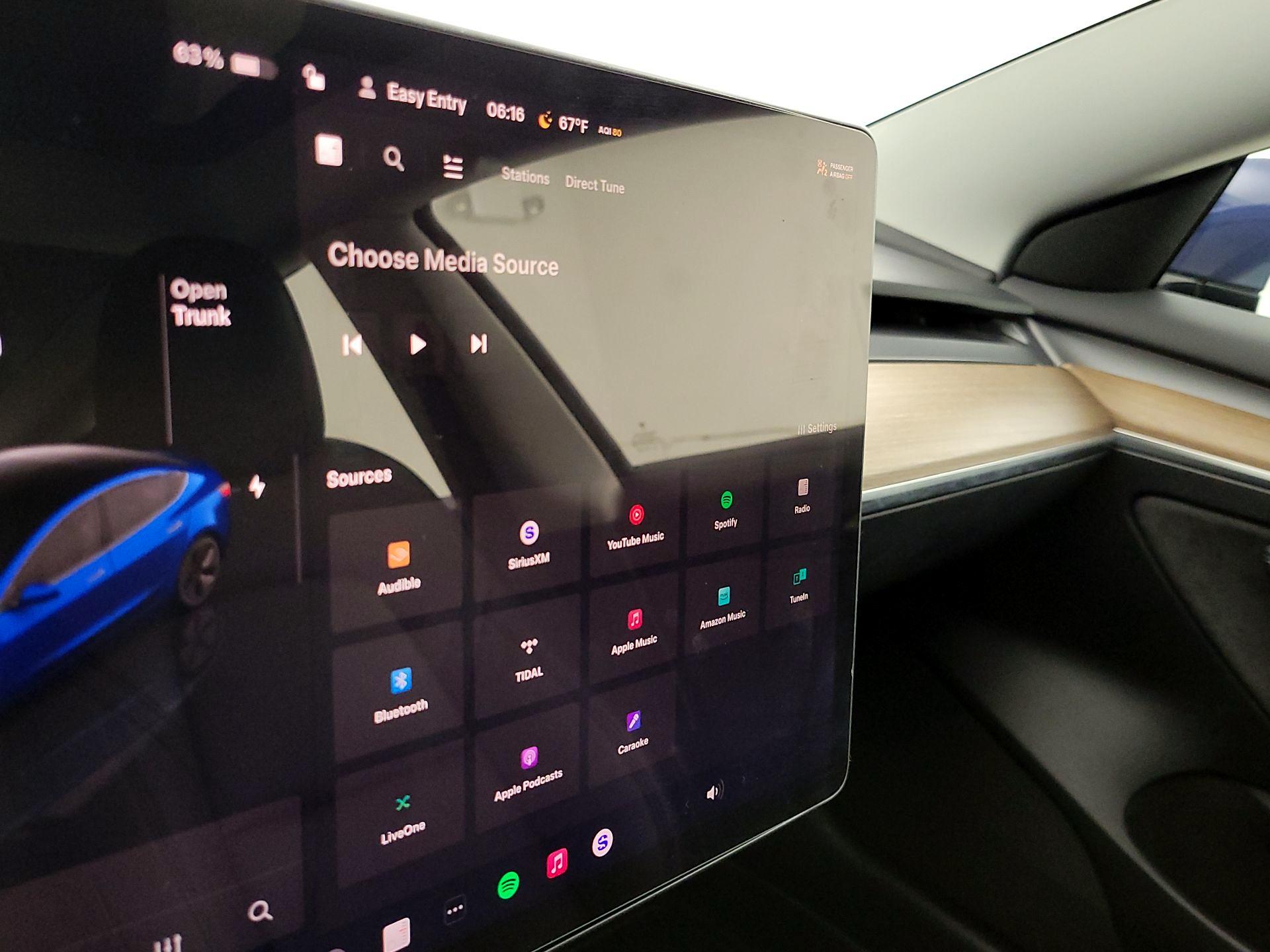 Thumbnail: 2023 Tesla Model 3 - 15