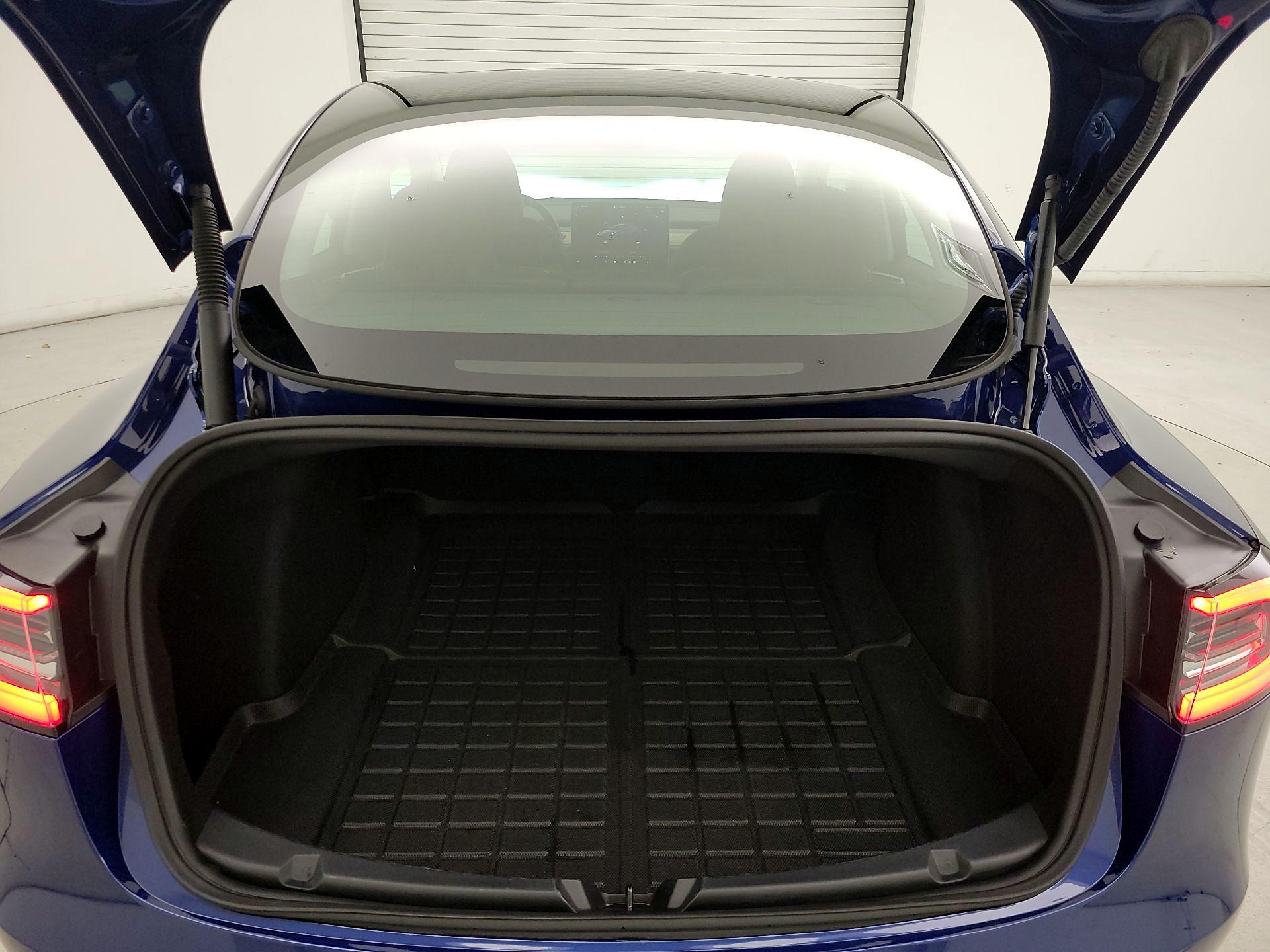 Thumbnail: 2023 Tesla Model 3 - 20