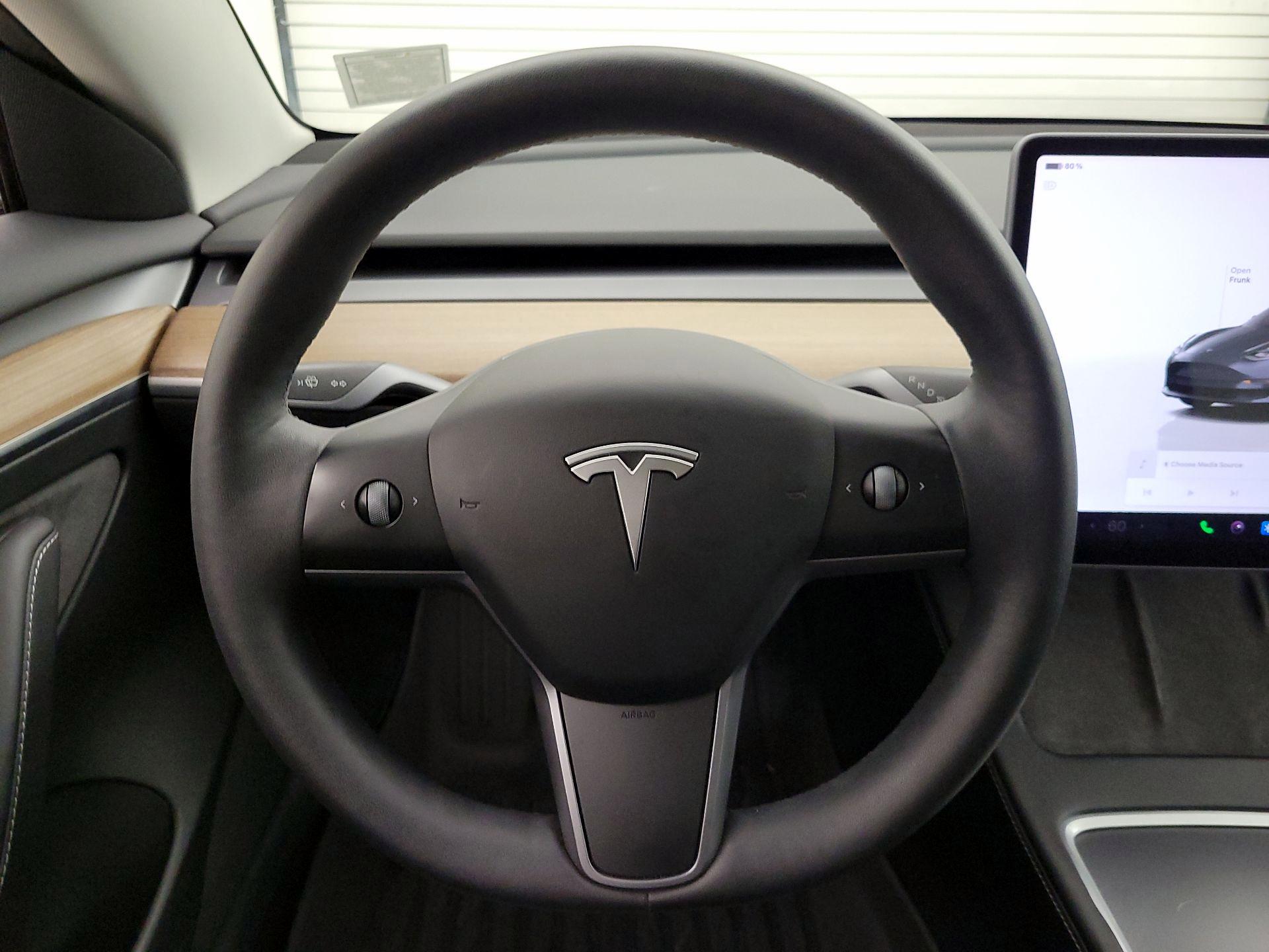 Thumbnail: 2022 Tesla Model 3 - 10