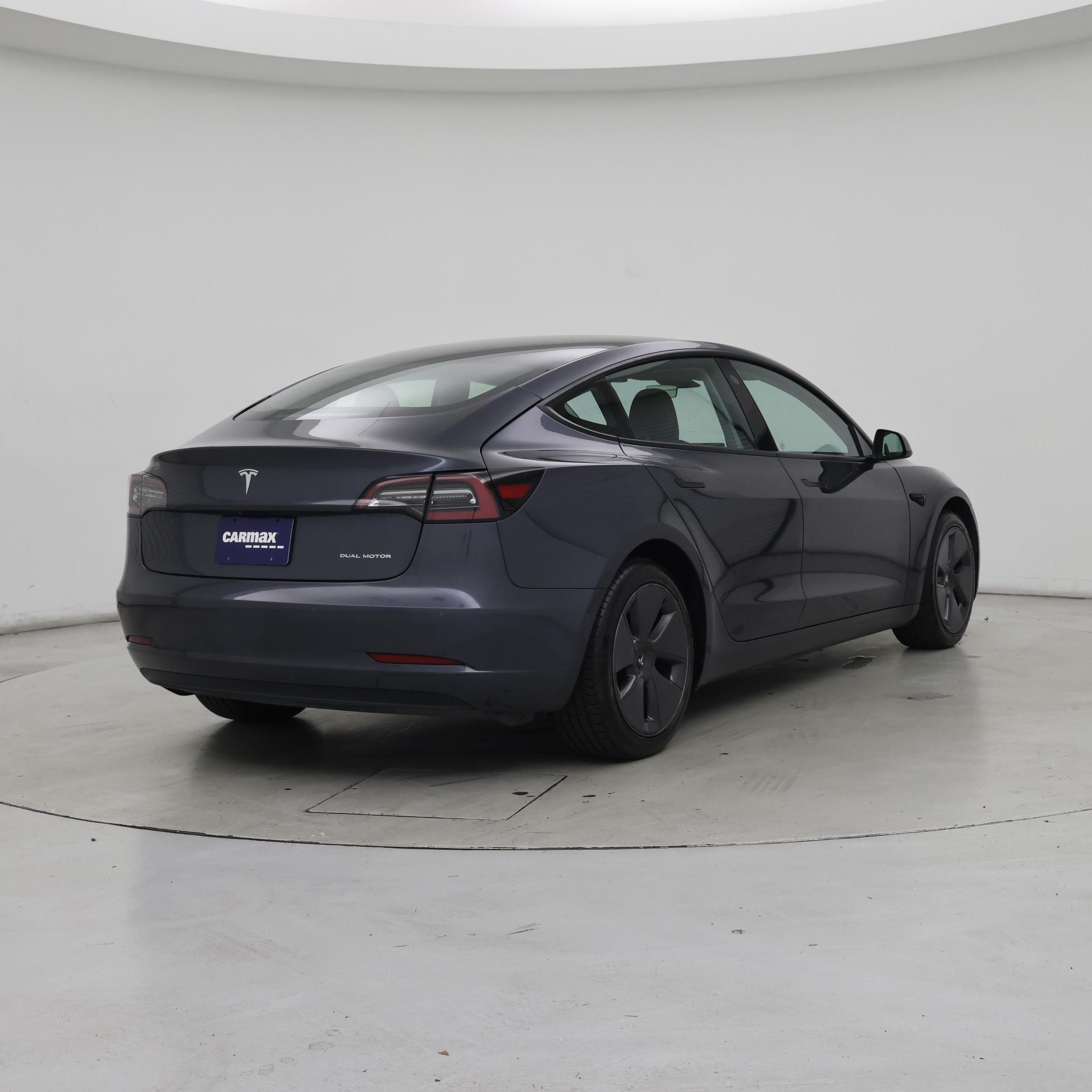Thumbnail: 2022 Tesla Model 3 - 8