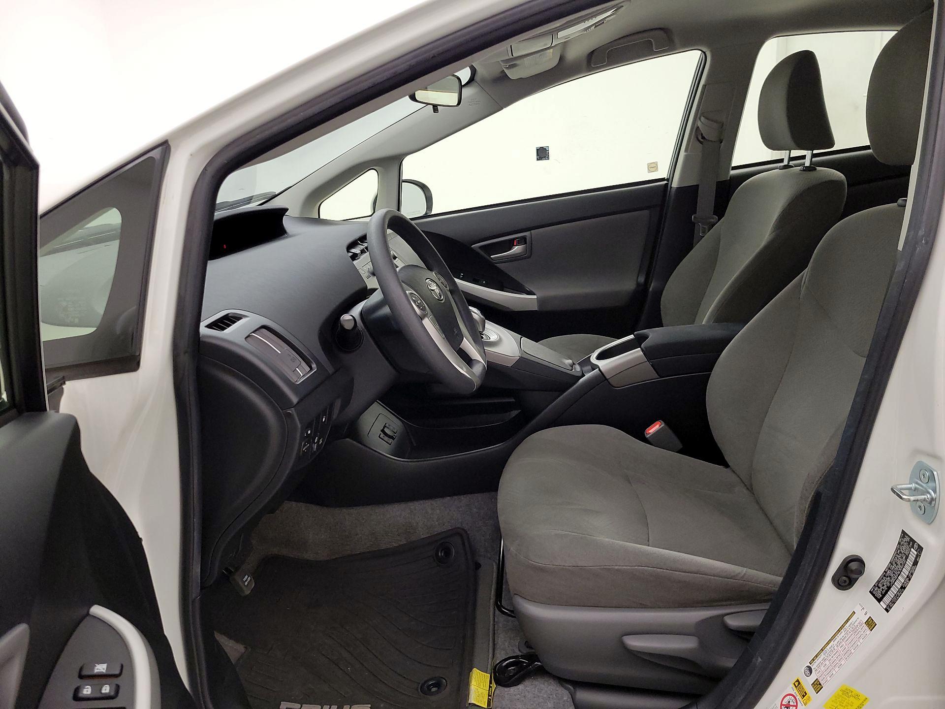 Thumbnail: 2014 Toyota Prius - 11