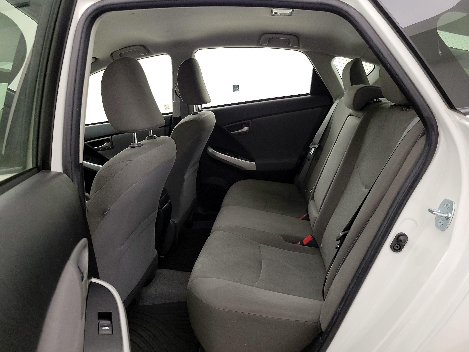 Thumbnail: 2014 Toyota Prius - 19