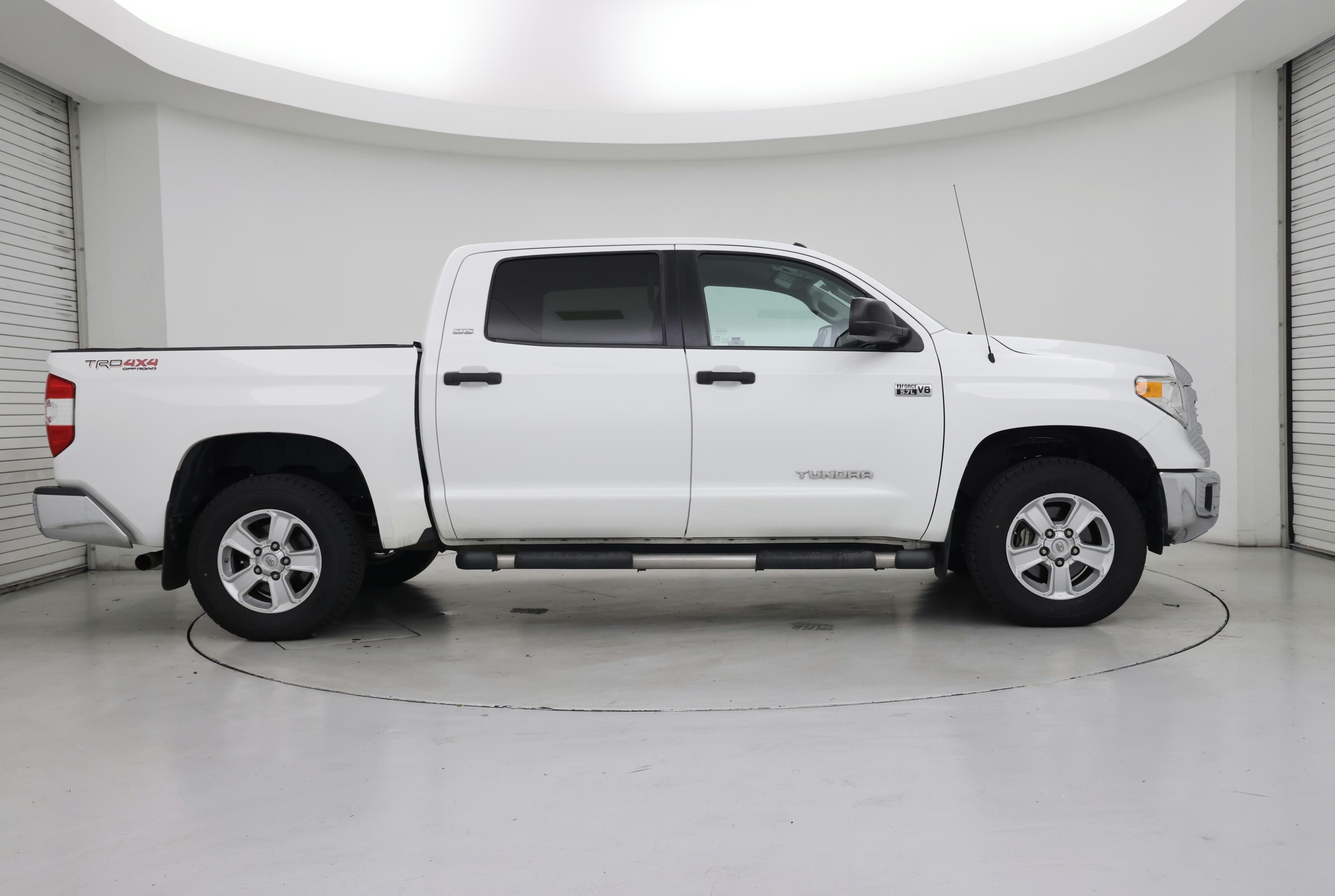 Thumbnail: 2016 Toyota Tundra - 7