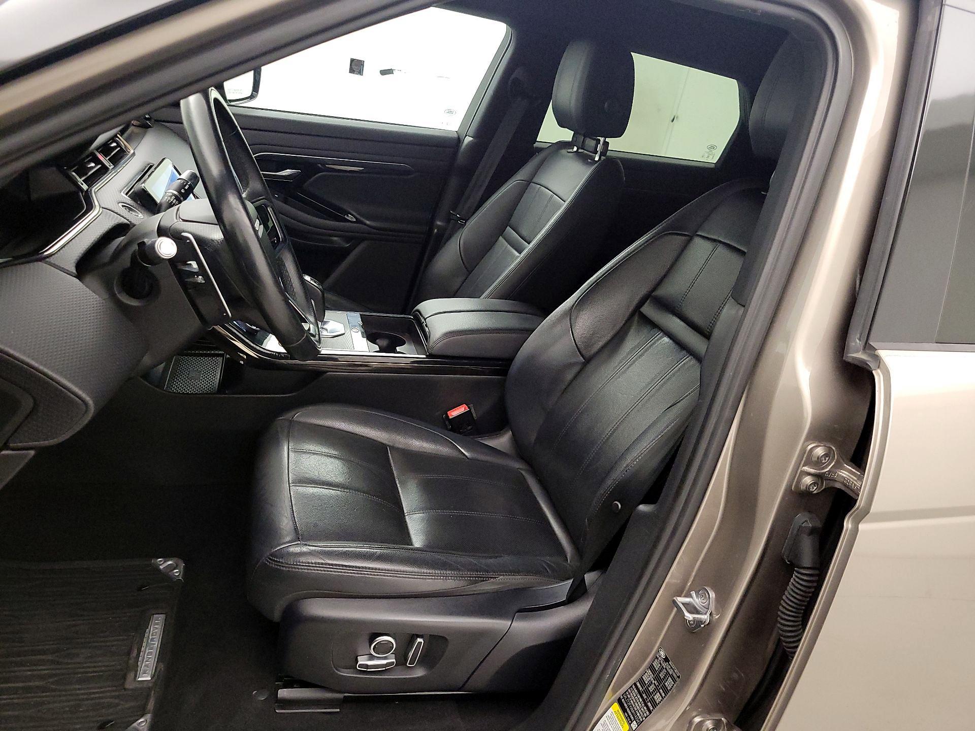 Thumbnail: 2021 Land Rover Range Rover Evoque - 11