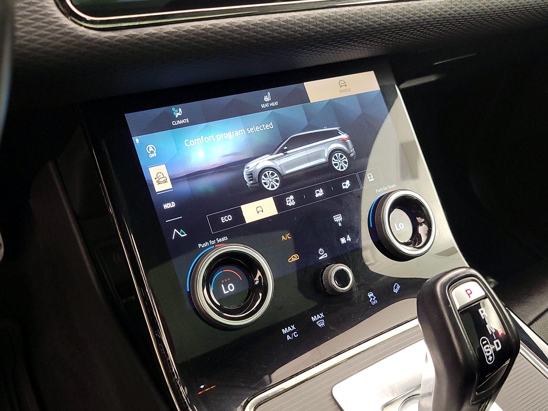 Thumbnail: 2021 Land Rover Range Rover Evoque - 16