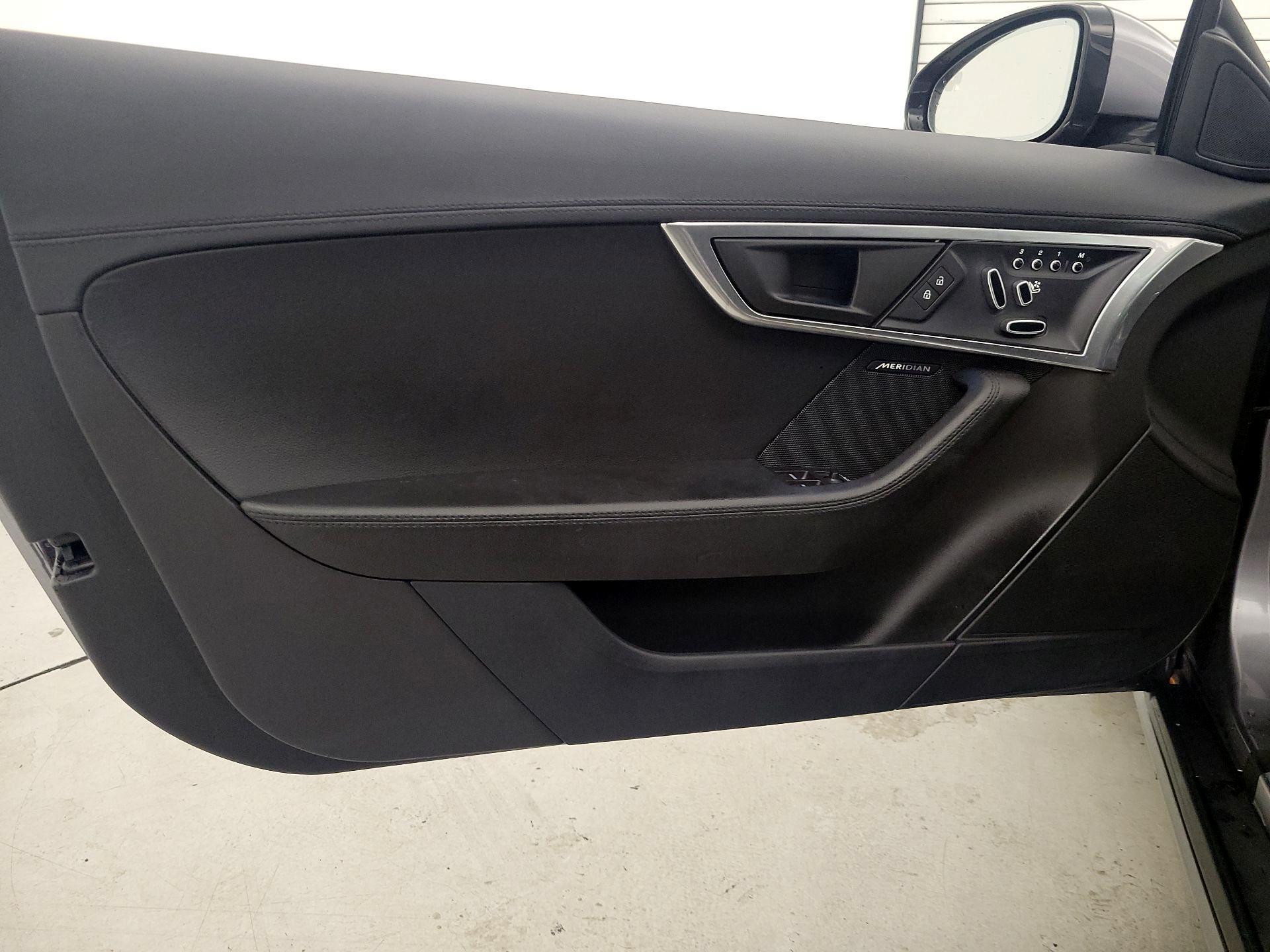 Thumbnail: 2021 Jaguar F-Type - 12