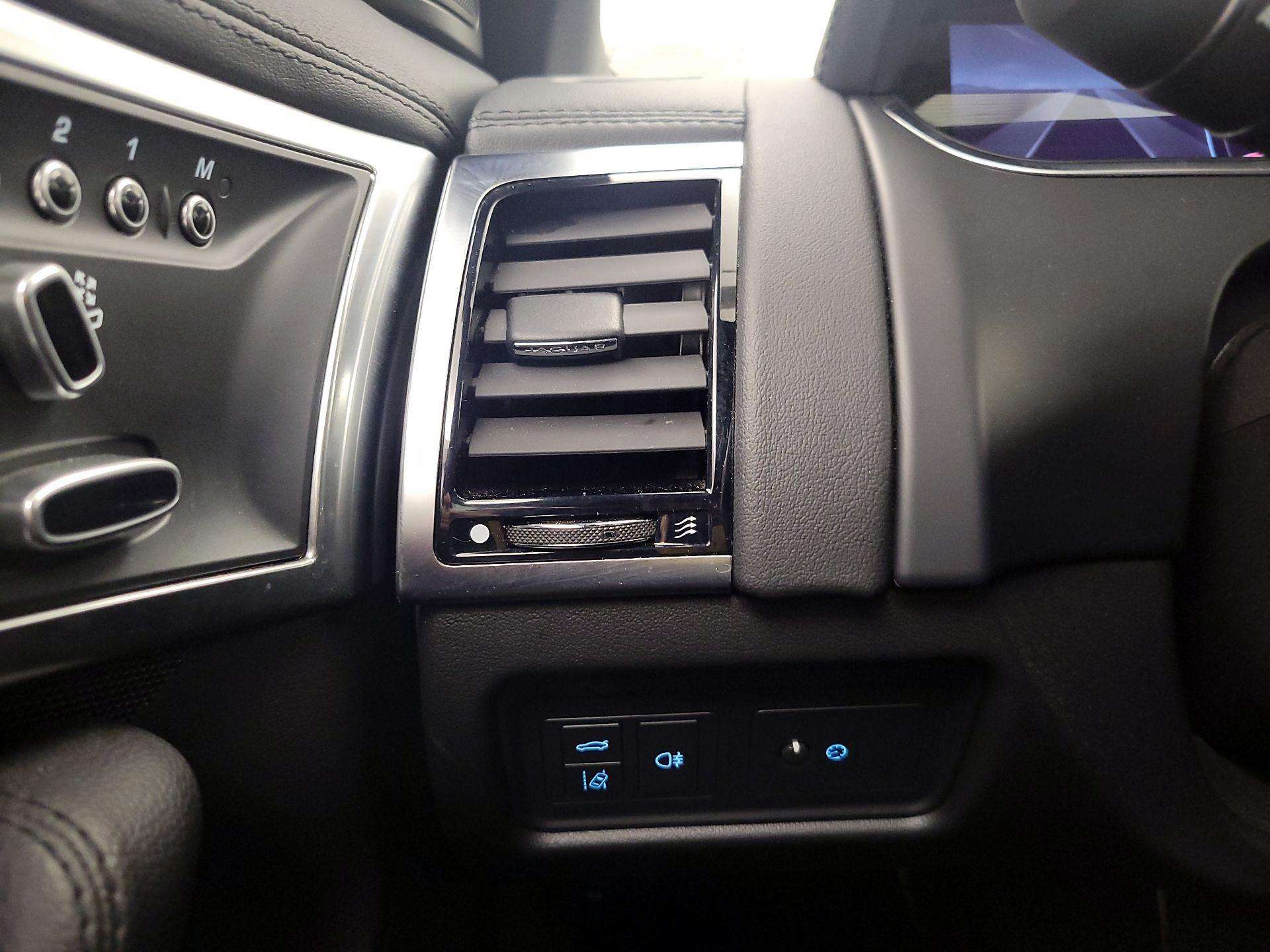 Thumbnail: 2021 Jaguar F-Type - 13