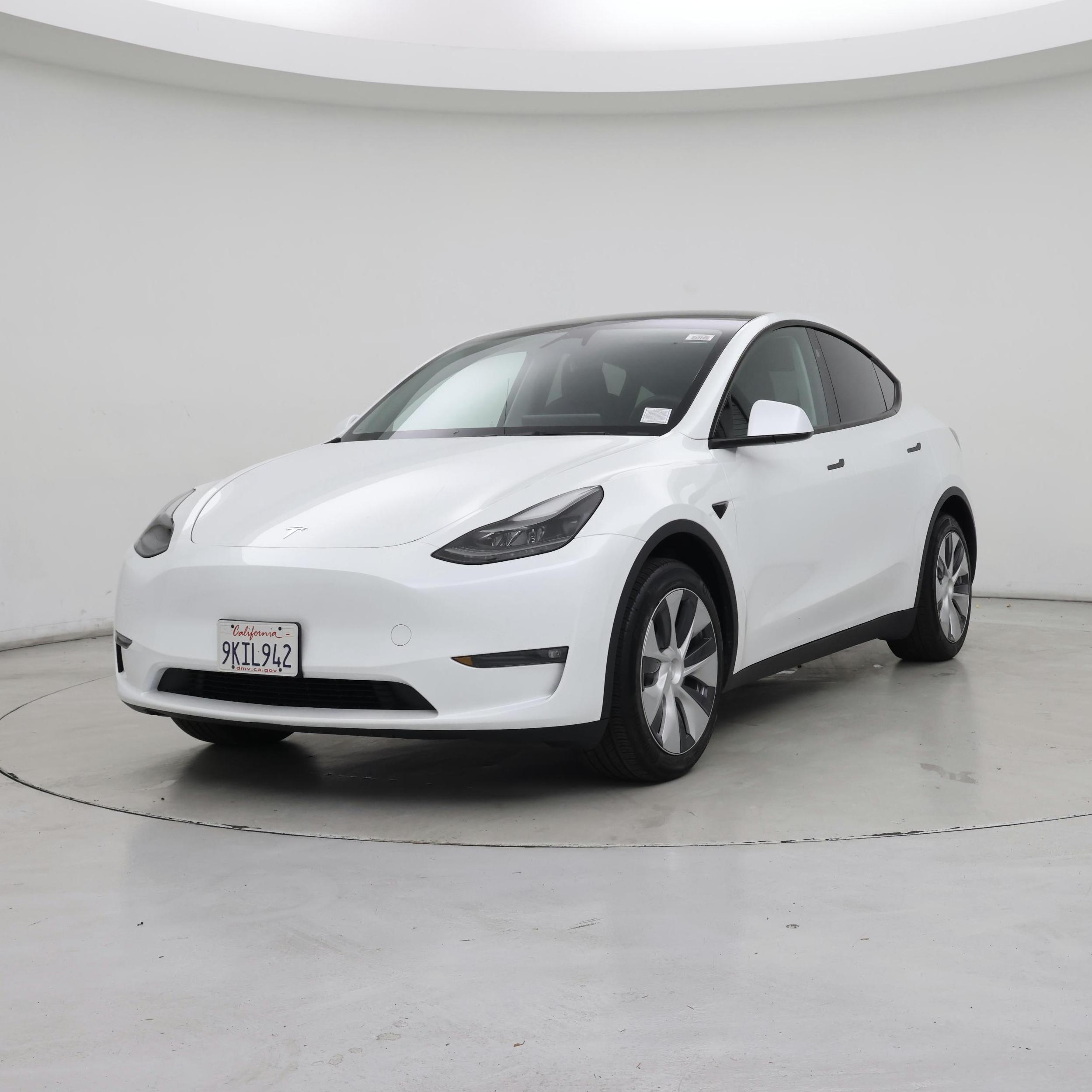 Thumbnail: 2023 Tesla Model Y - 4