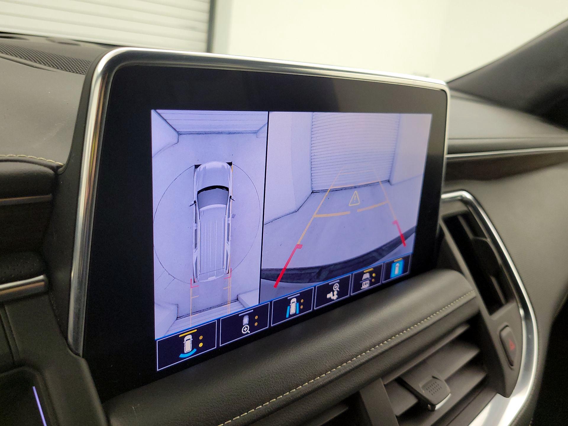 Thumbnail: 2021 Chevrolet Tahoe - 15