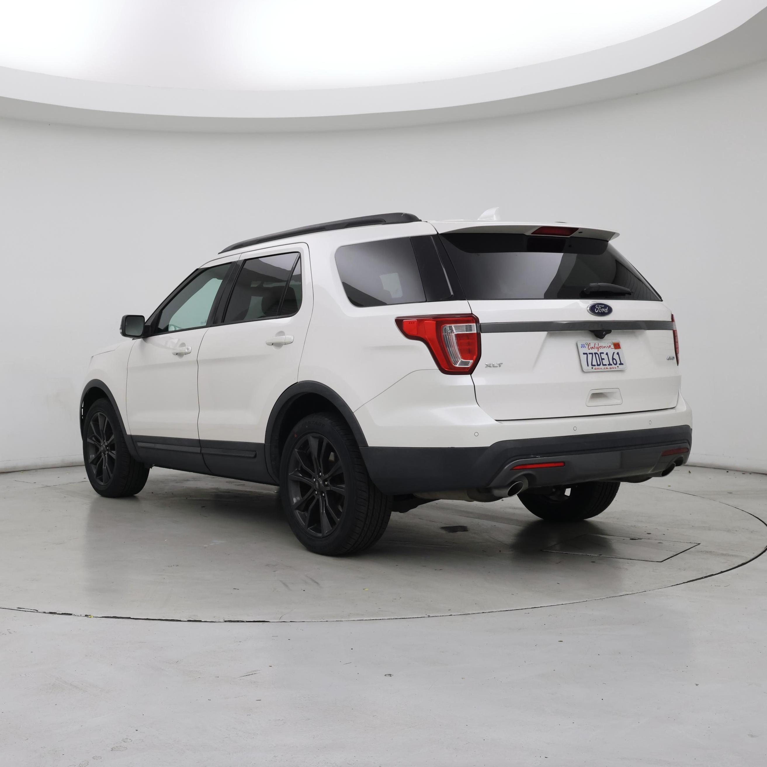 Thumbnail: 2017 Ford Explorer - 2