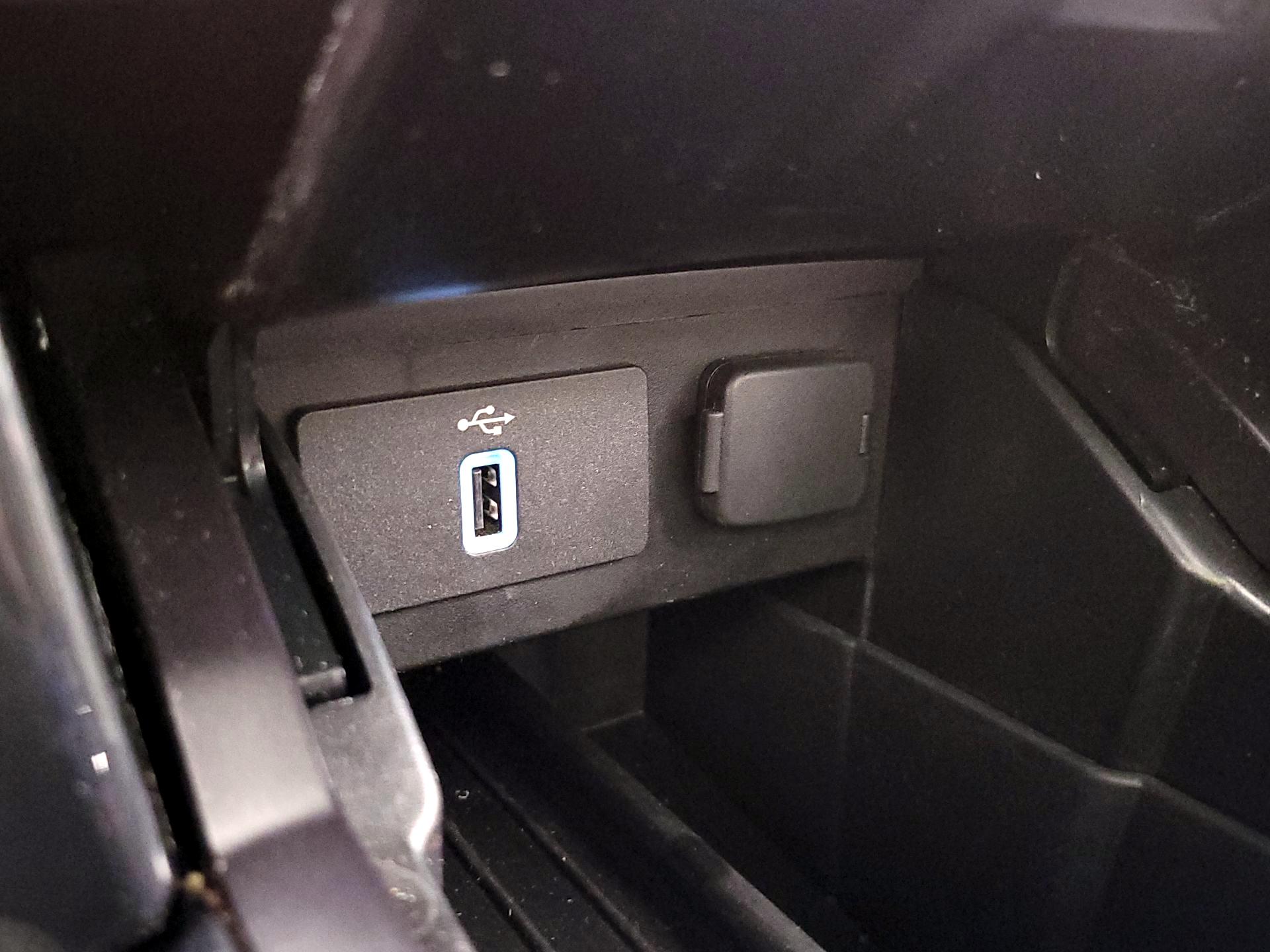 Thumbnail: 2017 Ford Explorer - 19