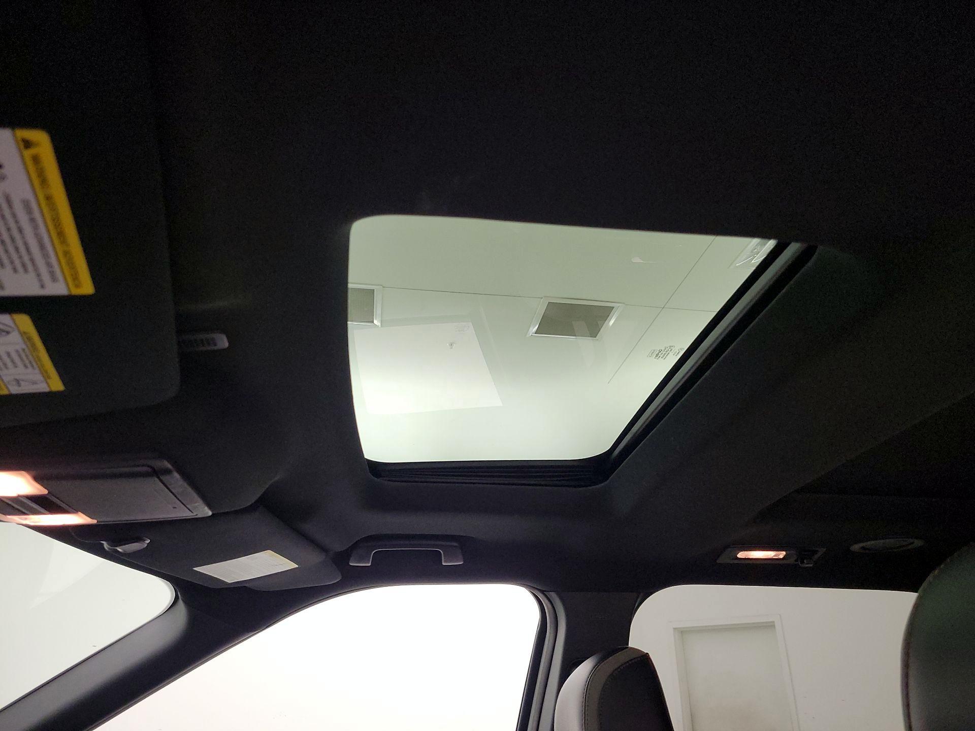 Thumbnail: 2017 Ford Explorer - 20