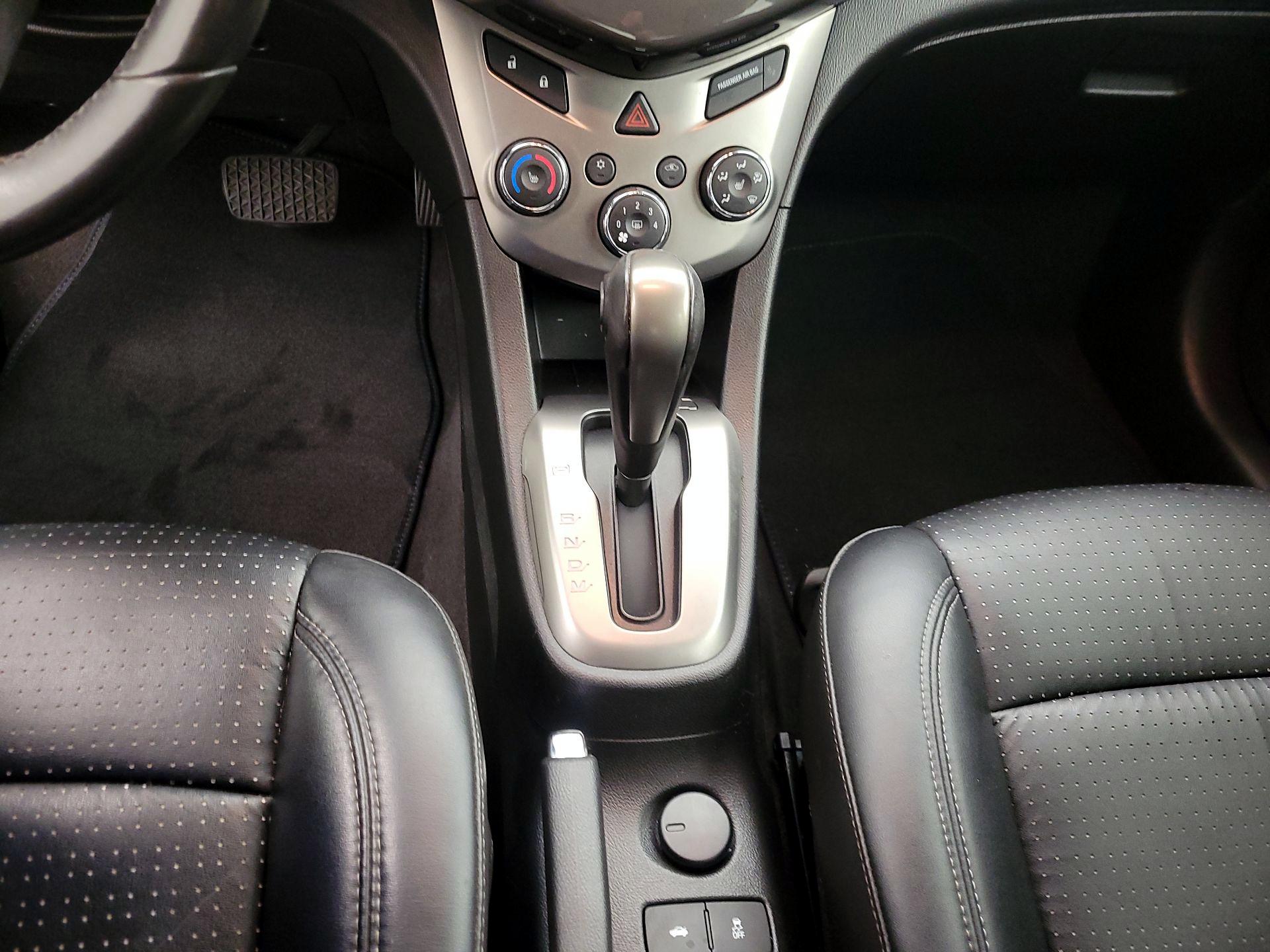 Thumbnail: 2016 Chevrolet Sonic - 17