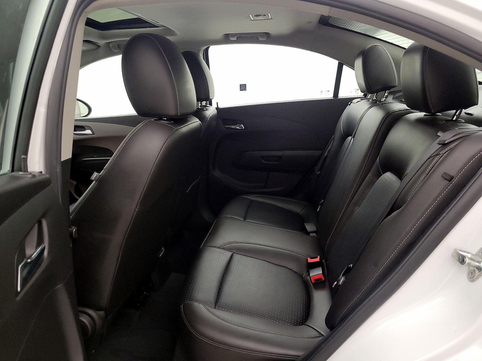 Thumbnail: 2016 Chevrolet Sonic - 20