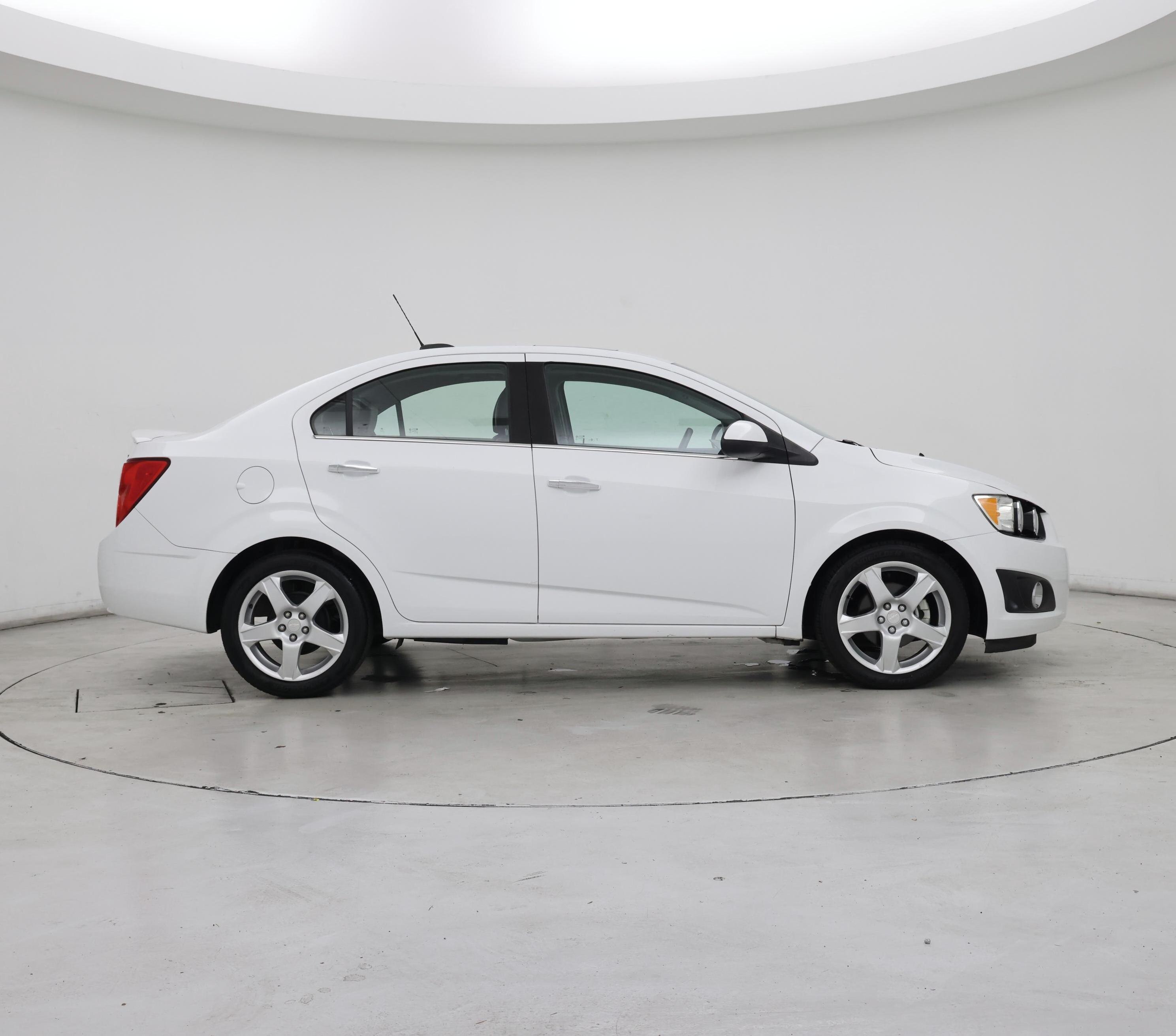 Thumbnail: 2016 Chevrolet Sonic - 7