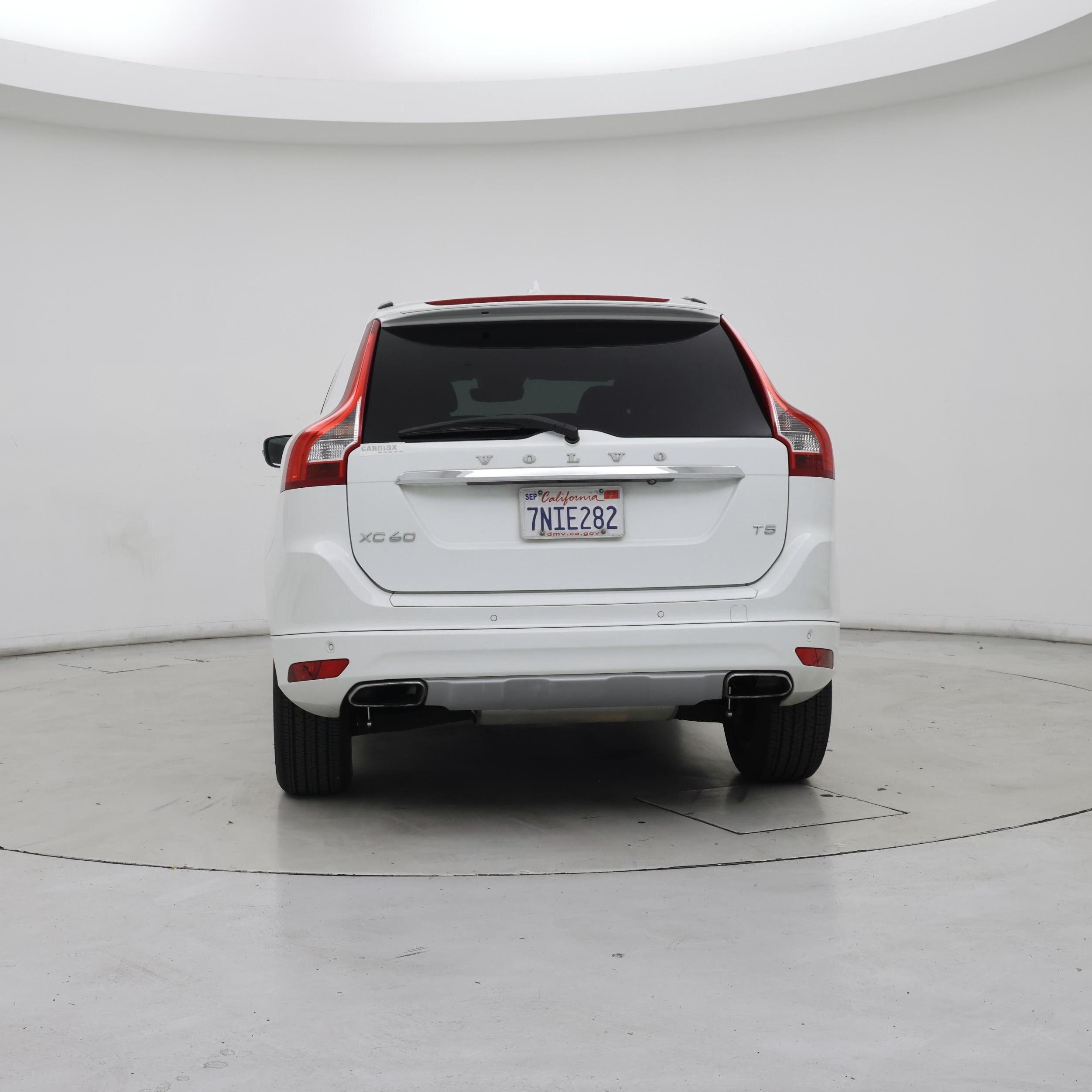 Thumbnail: 2016 Volvo XC60 - 6