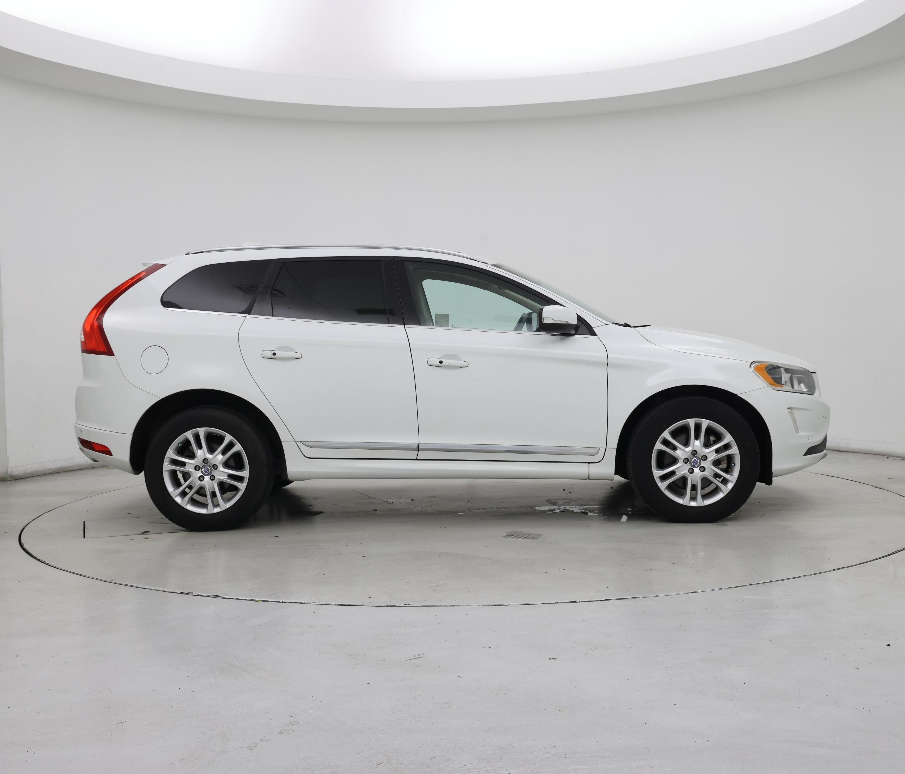 Thumbnail: 2016 Volvo XC60 - 7
