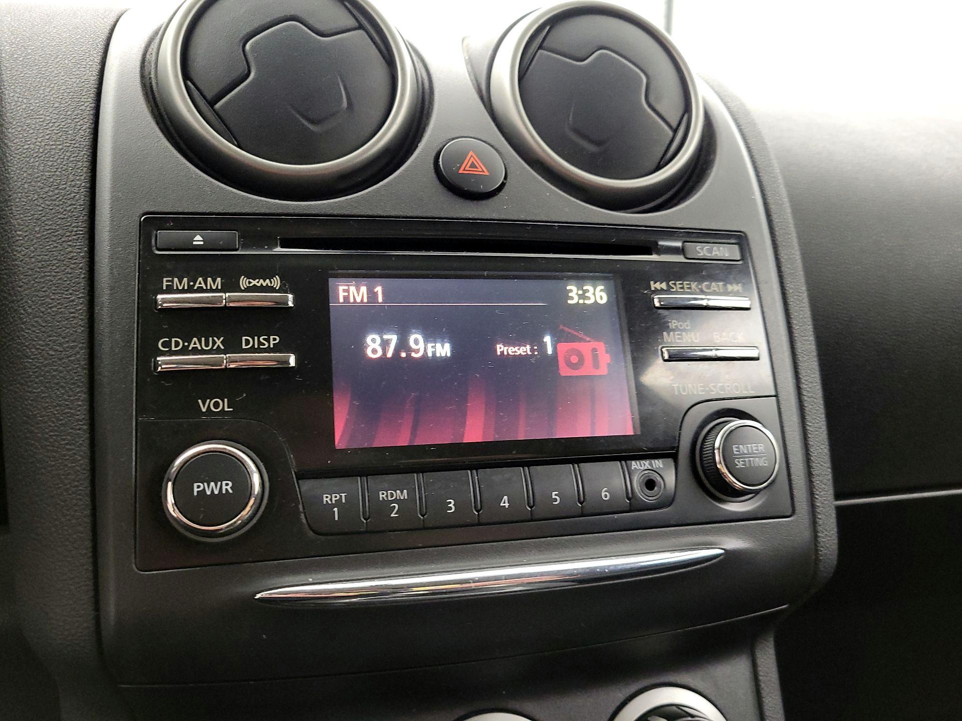 Thumbnail: 2014 Nissan Rogue - 15