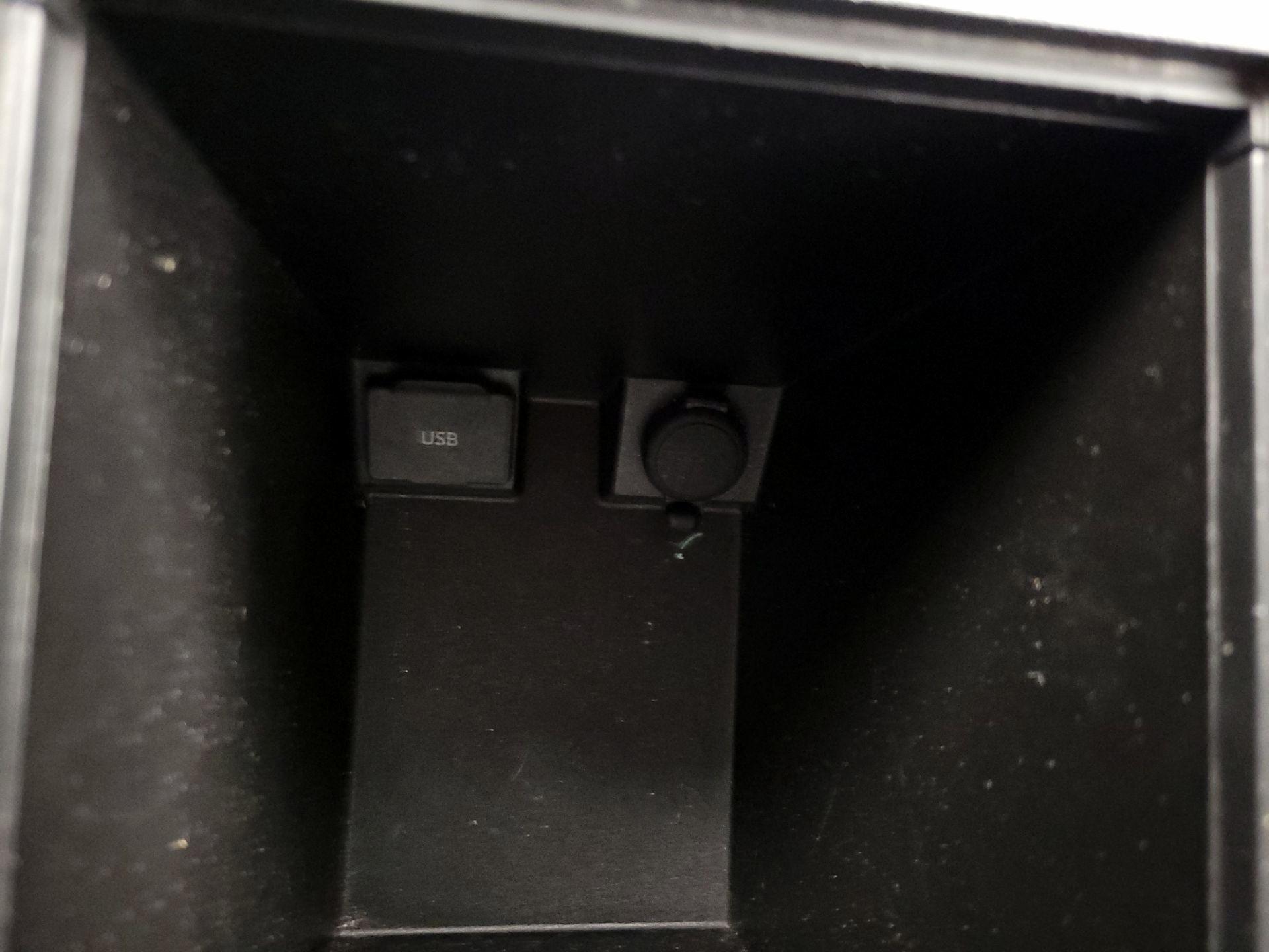 Thumbnail: 2014 Nissan Rogue - 18