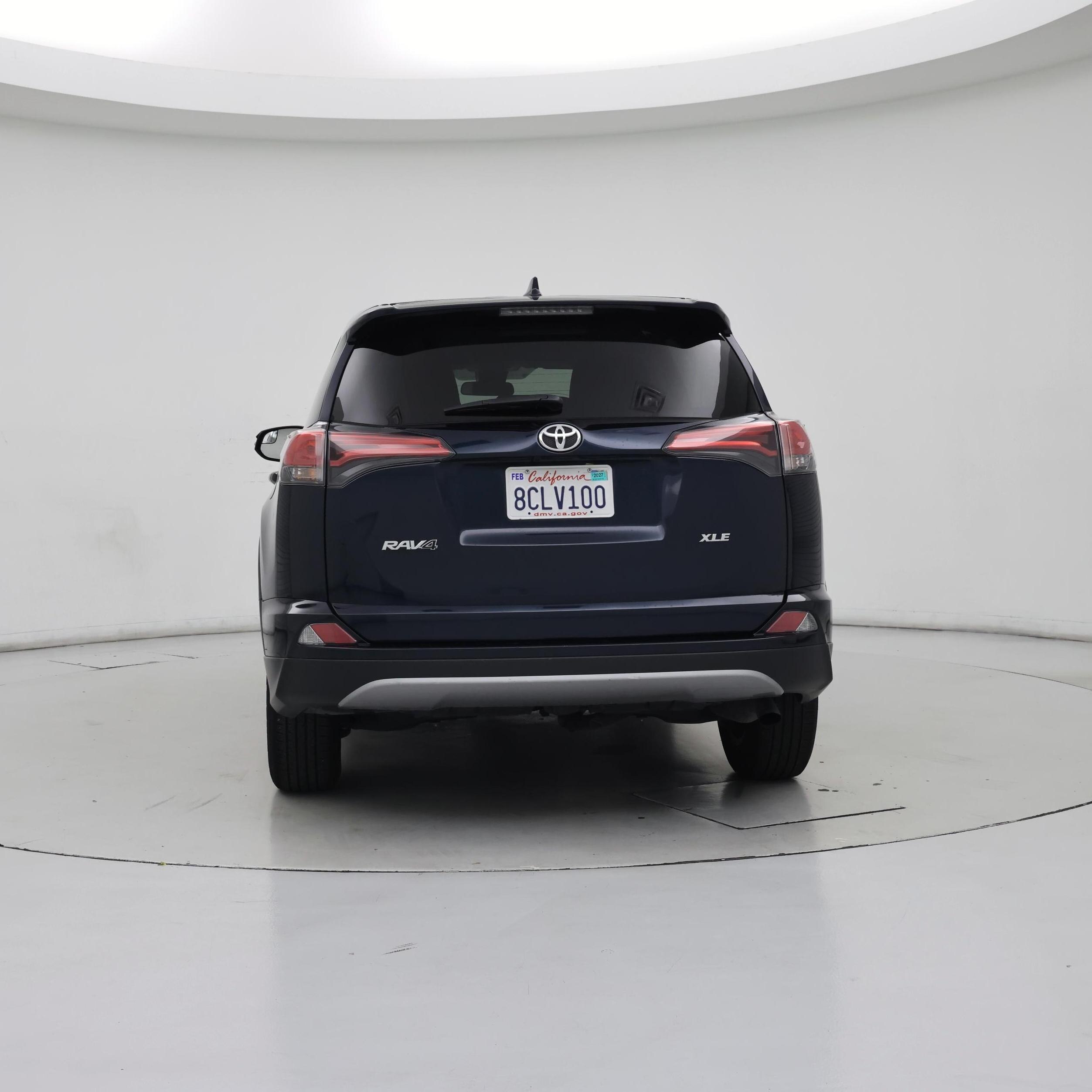 Thumbnail: 2018 Toyota RAV4 - 6