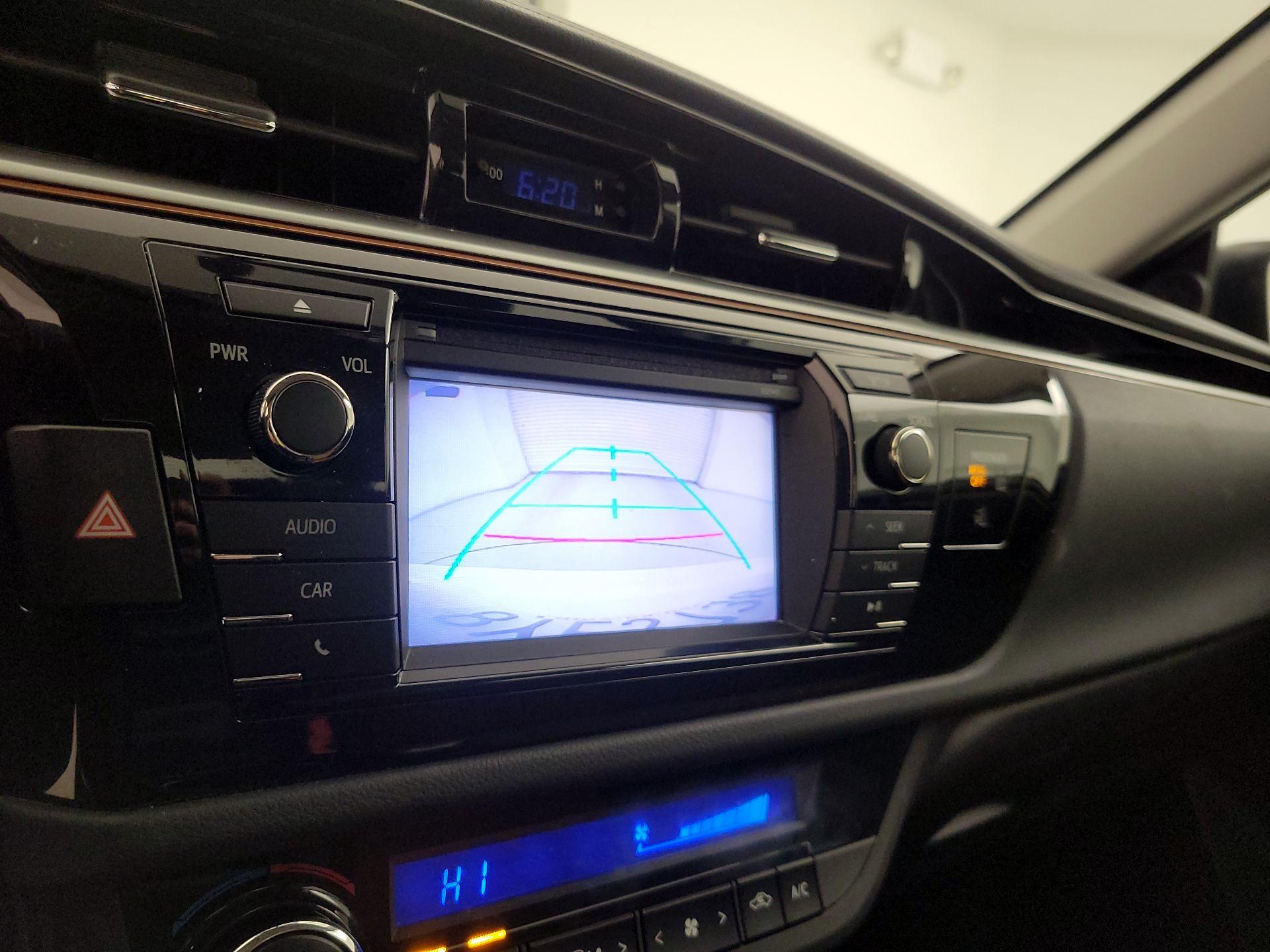 Thumbnail: 2014 Toyota Corolla - 14