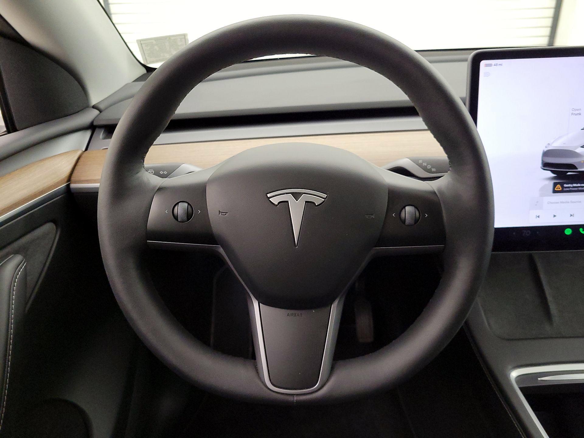 Thumbnail: 2023 Tesla Model Y - 10