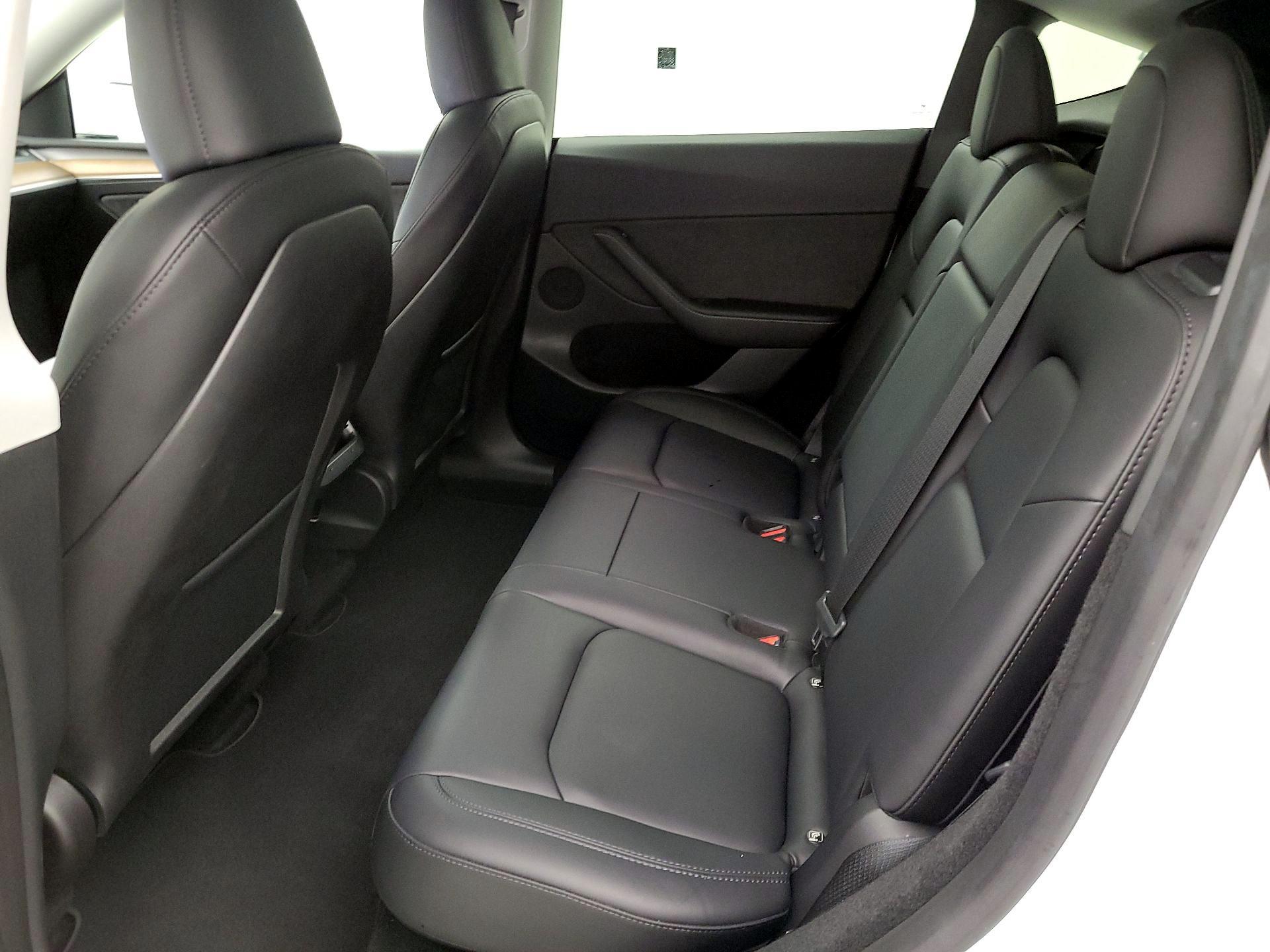 Thumbnail: 2023 Tesla Model Y - 19