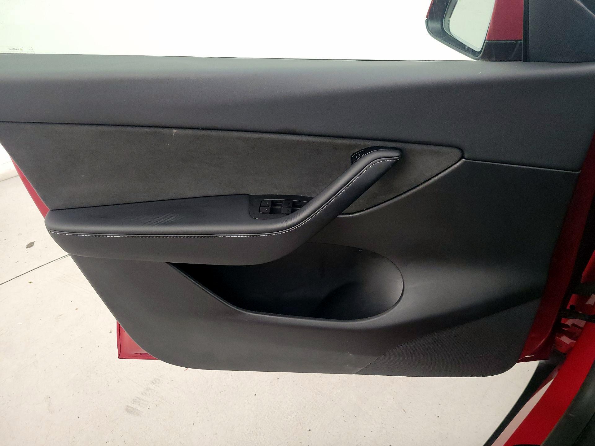 Thumbnail: 2021 Tesla Model Y - 12