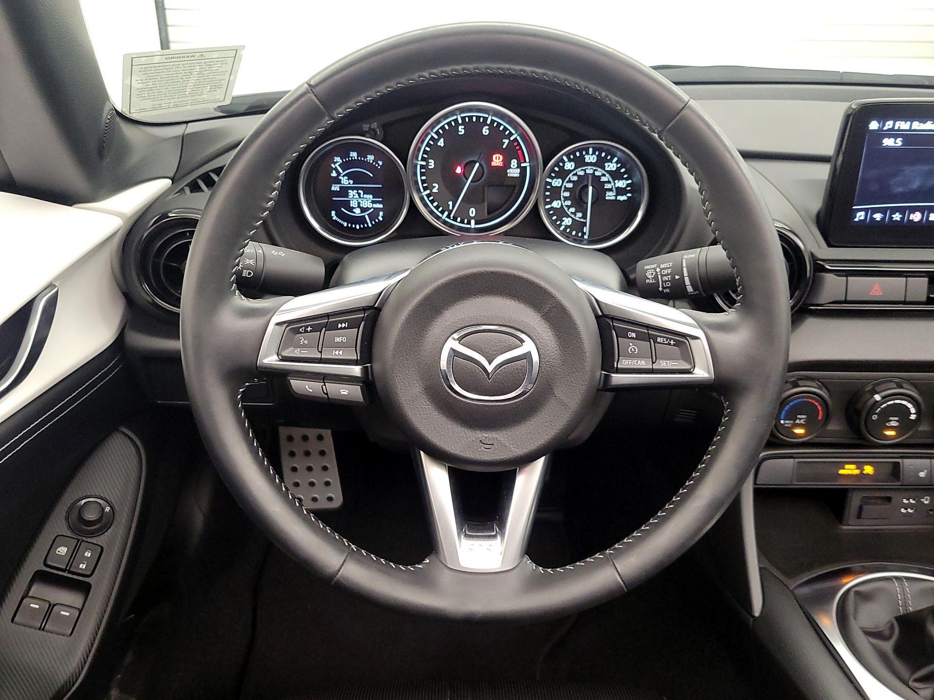 Thumbnail: 2023 Mazda MX-5 Miata - 10