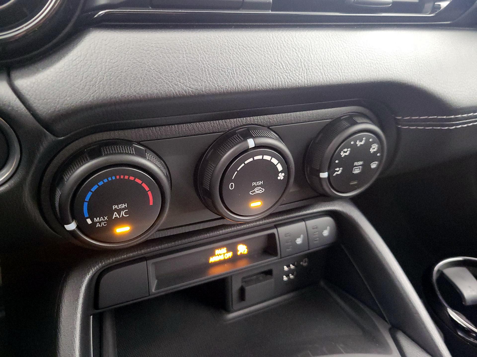 Thumbnail: 2023 Mazda MX-5 Miata - 16