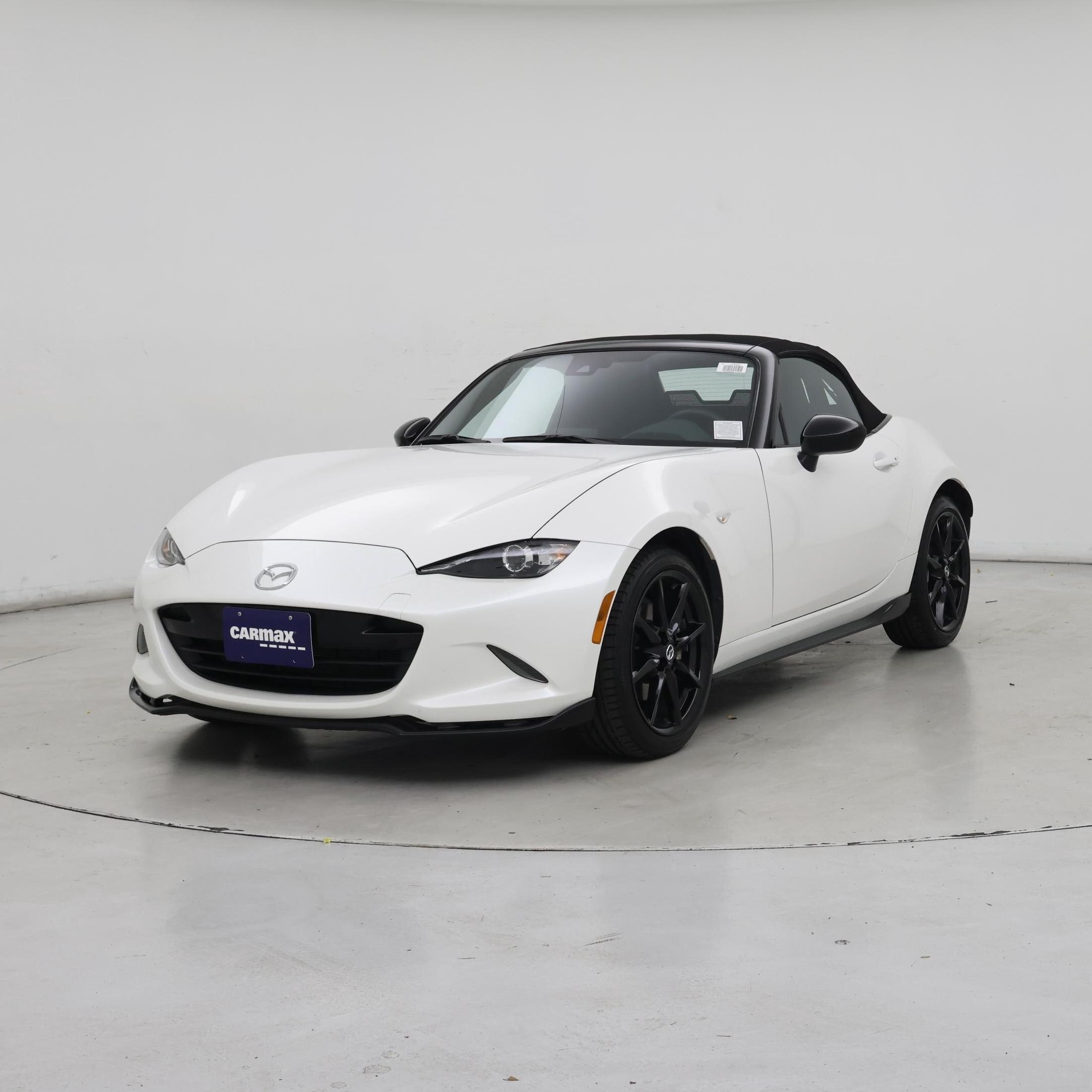 Thumbnail: 2023 Mazda MX-5 Miata - 4